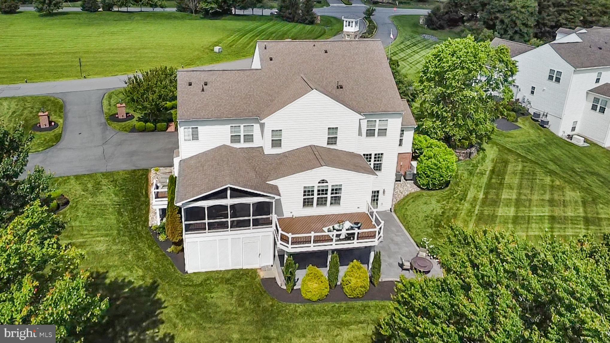CREIGHTON FARMS - Residential