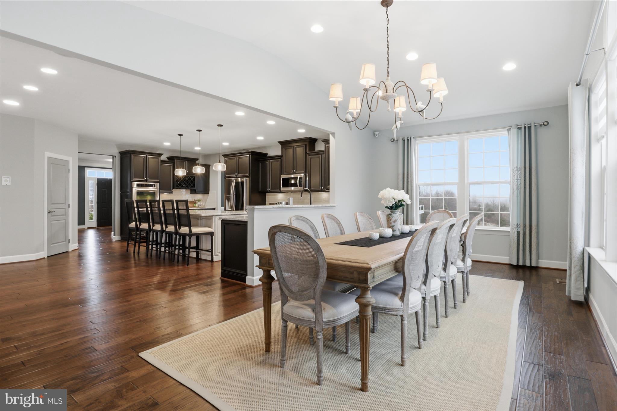 CREIGHTON FARMS - Residential
