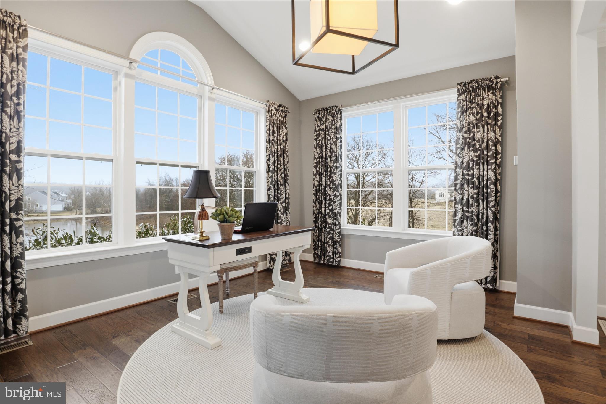 CREIGHTON FARMS - Residential