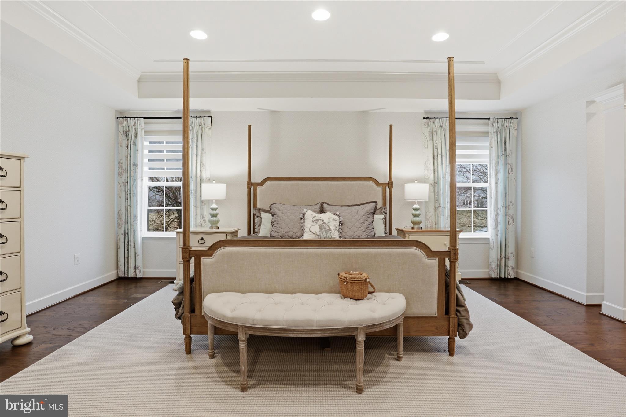 CREIGHTON FARMS - Residential