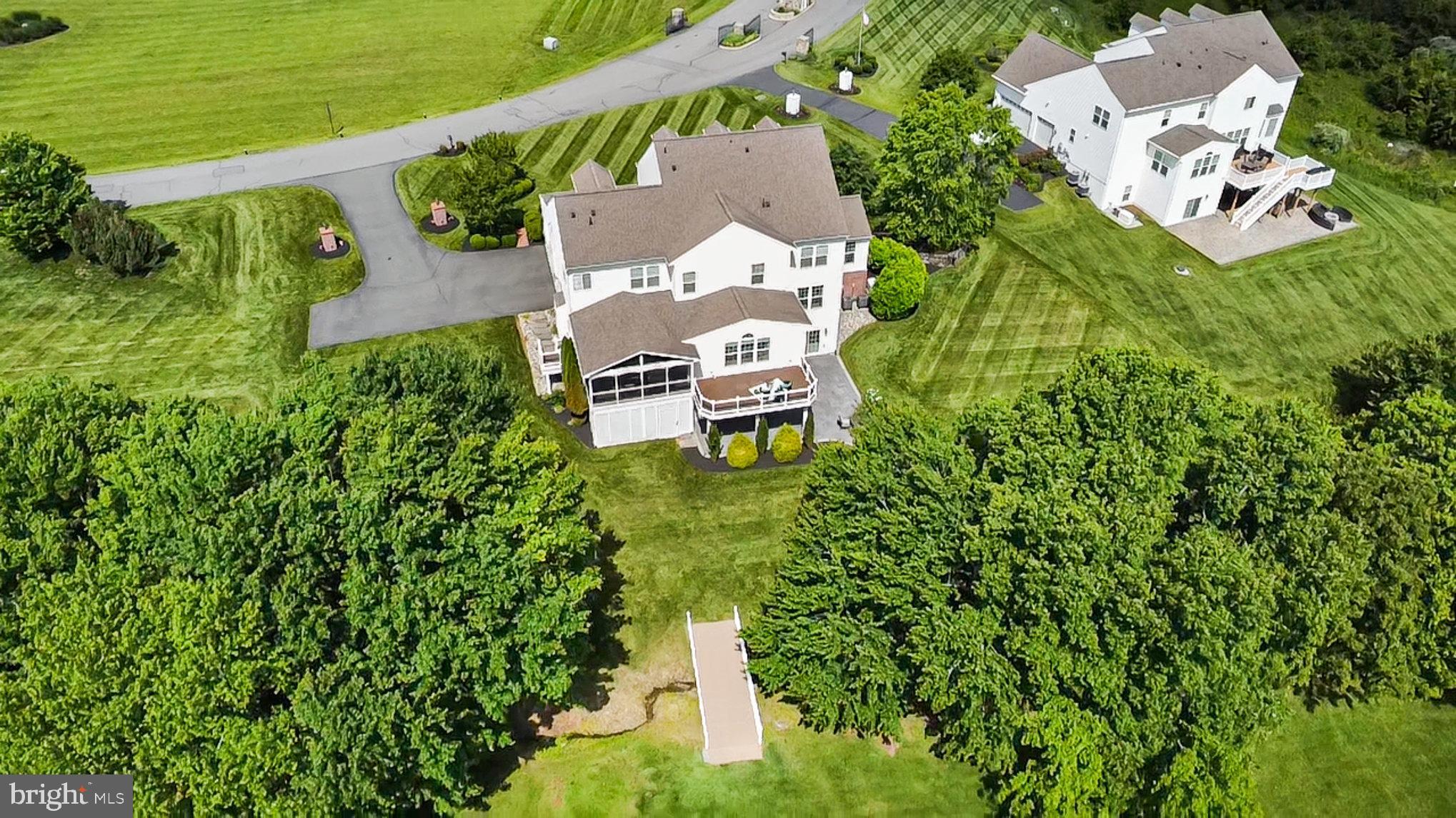 CREIGHTON FARMS - Residential
