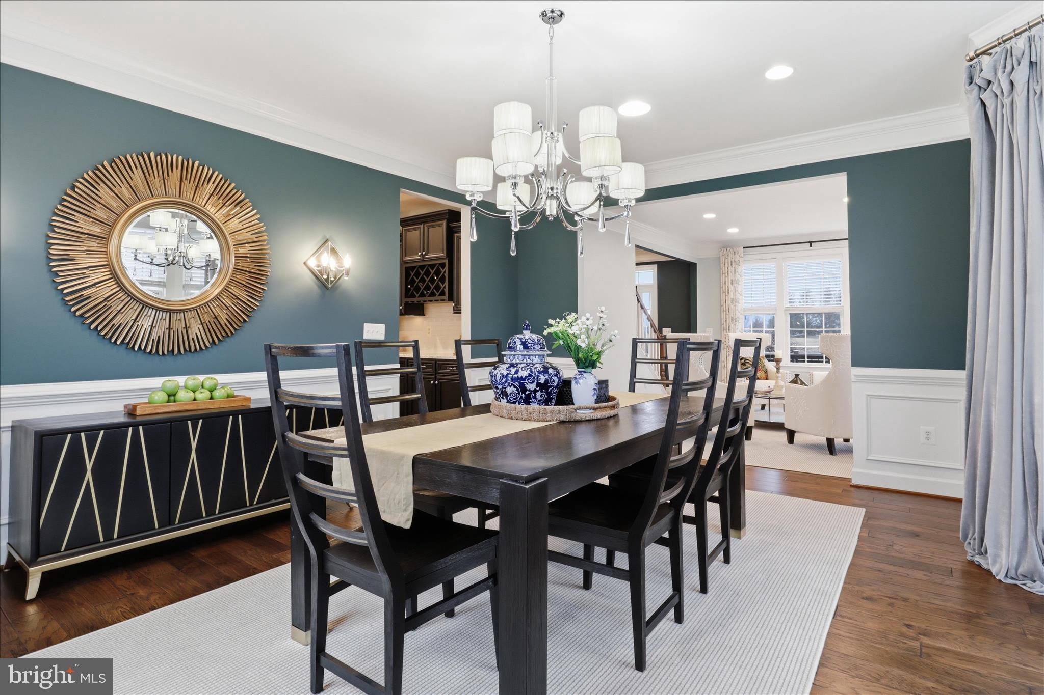 CREIGHTON FARMS - Residential