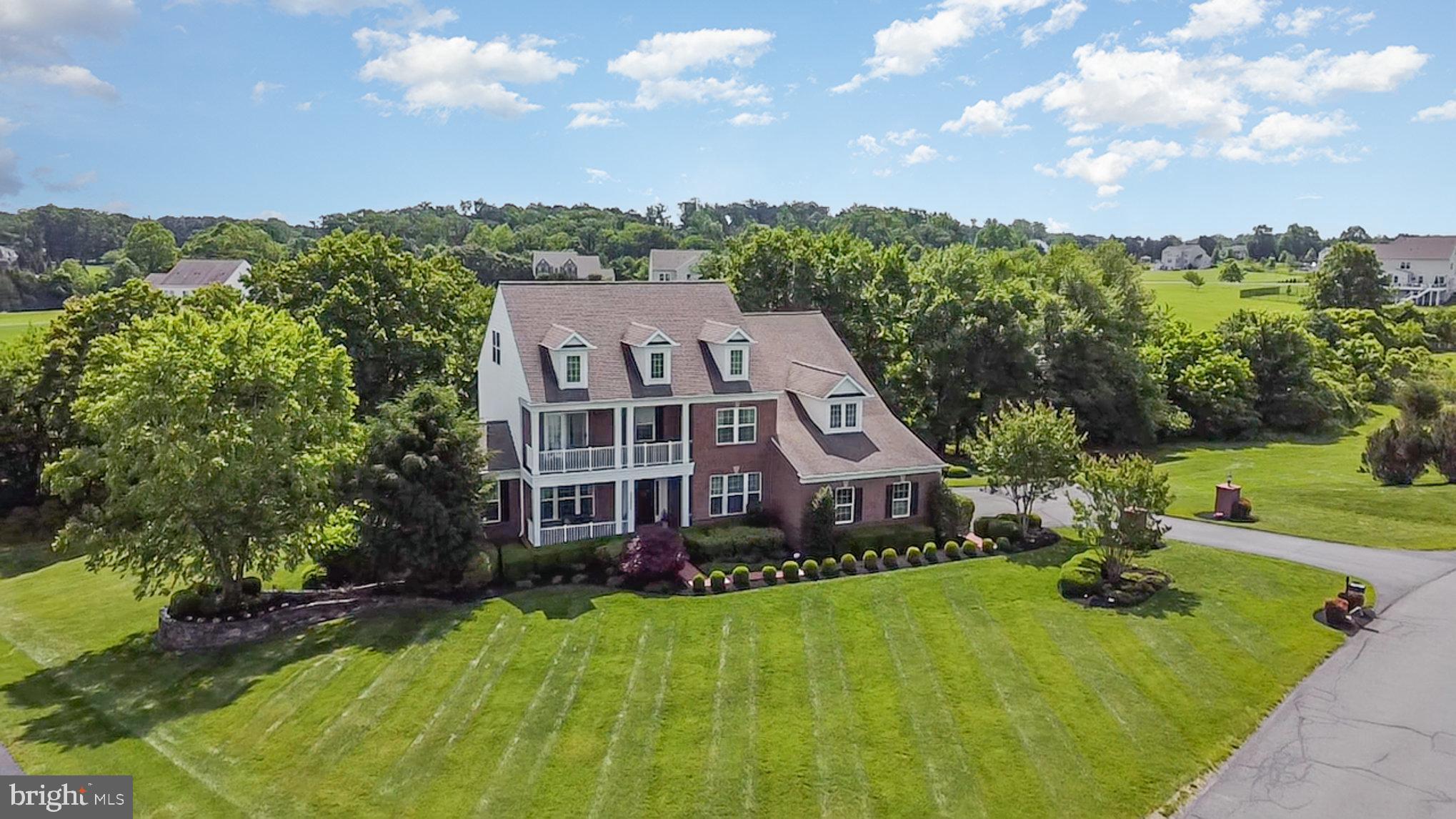 CREIGHTON FARMS - Residential
