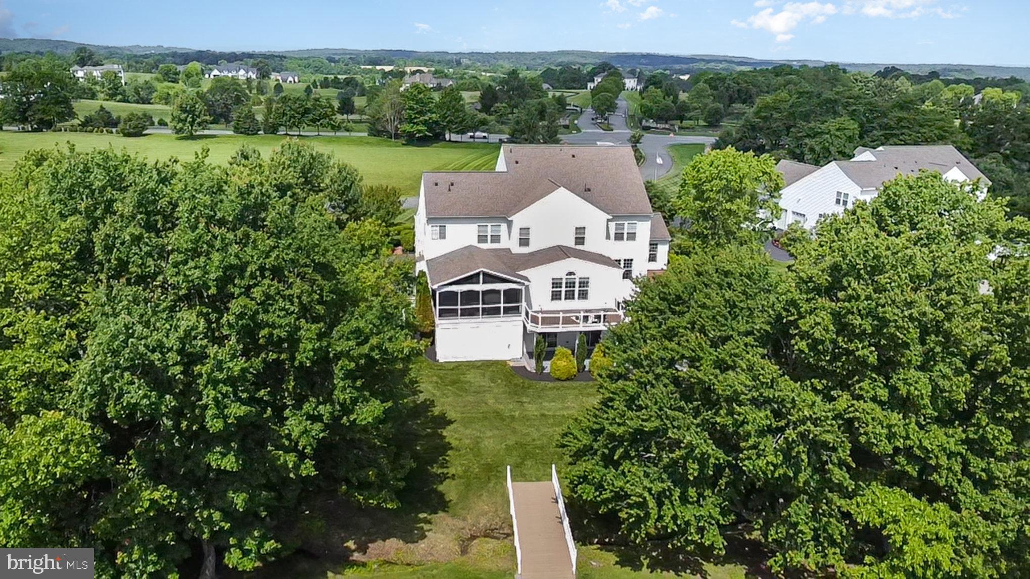 CREIGHTON FARMS - Residential