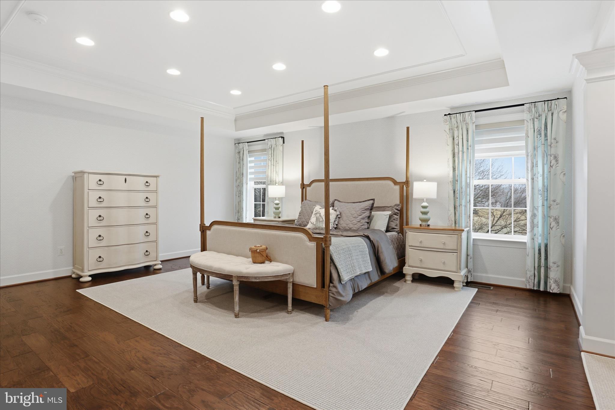 CREIGHTON FARMS - Residential