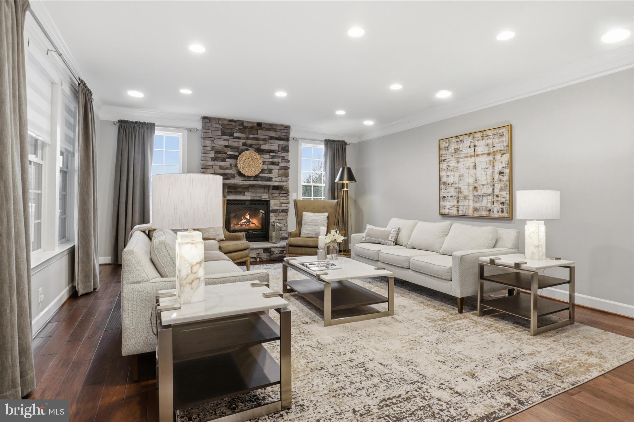 CREIGHTON FARMS - Residential
