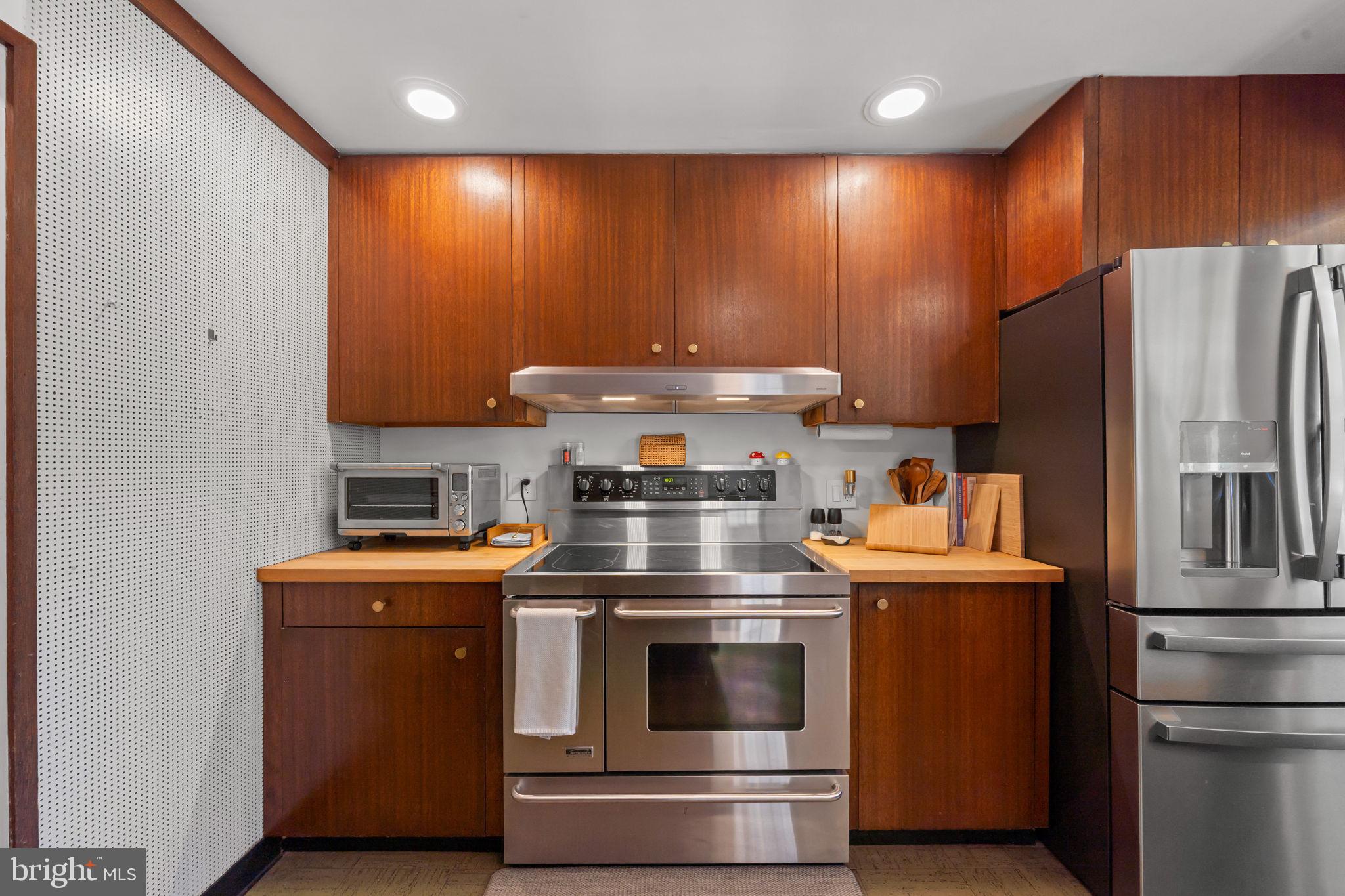 WESTOVER WOODS - Residential