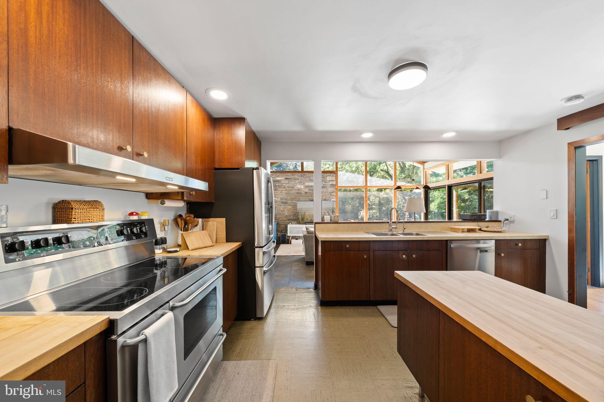 WESTOVER WOODS - Residential