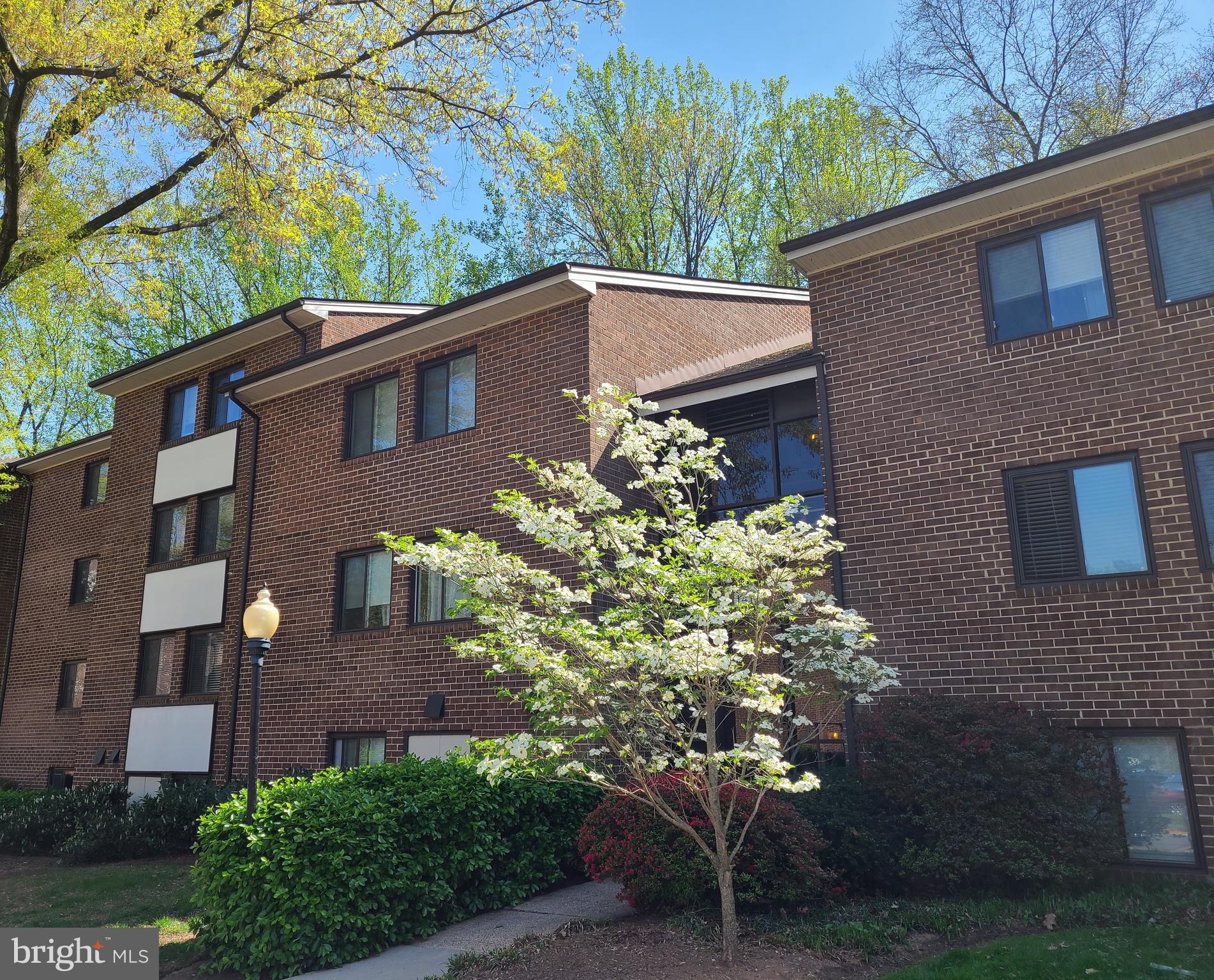 NORTHGATE CONDO - Residential