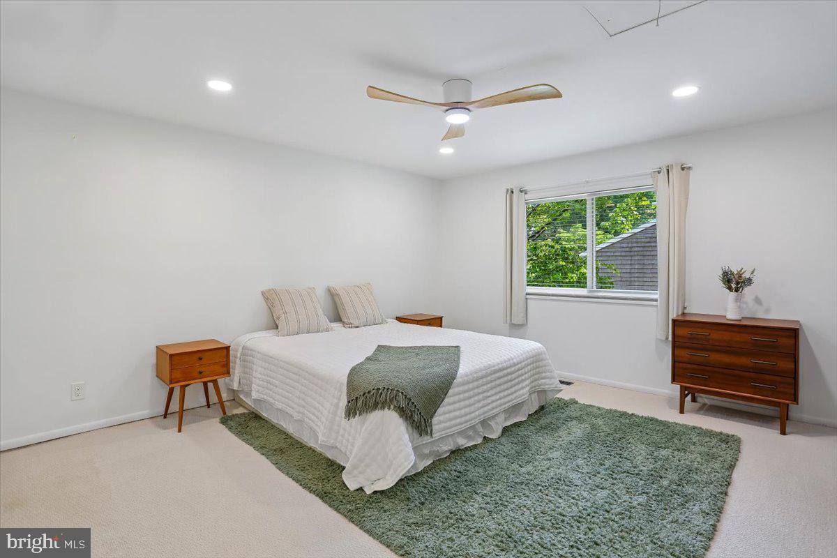 NEW MARK COMMONS - Residential