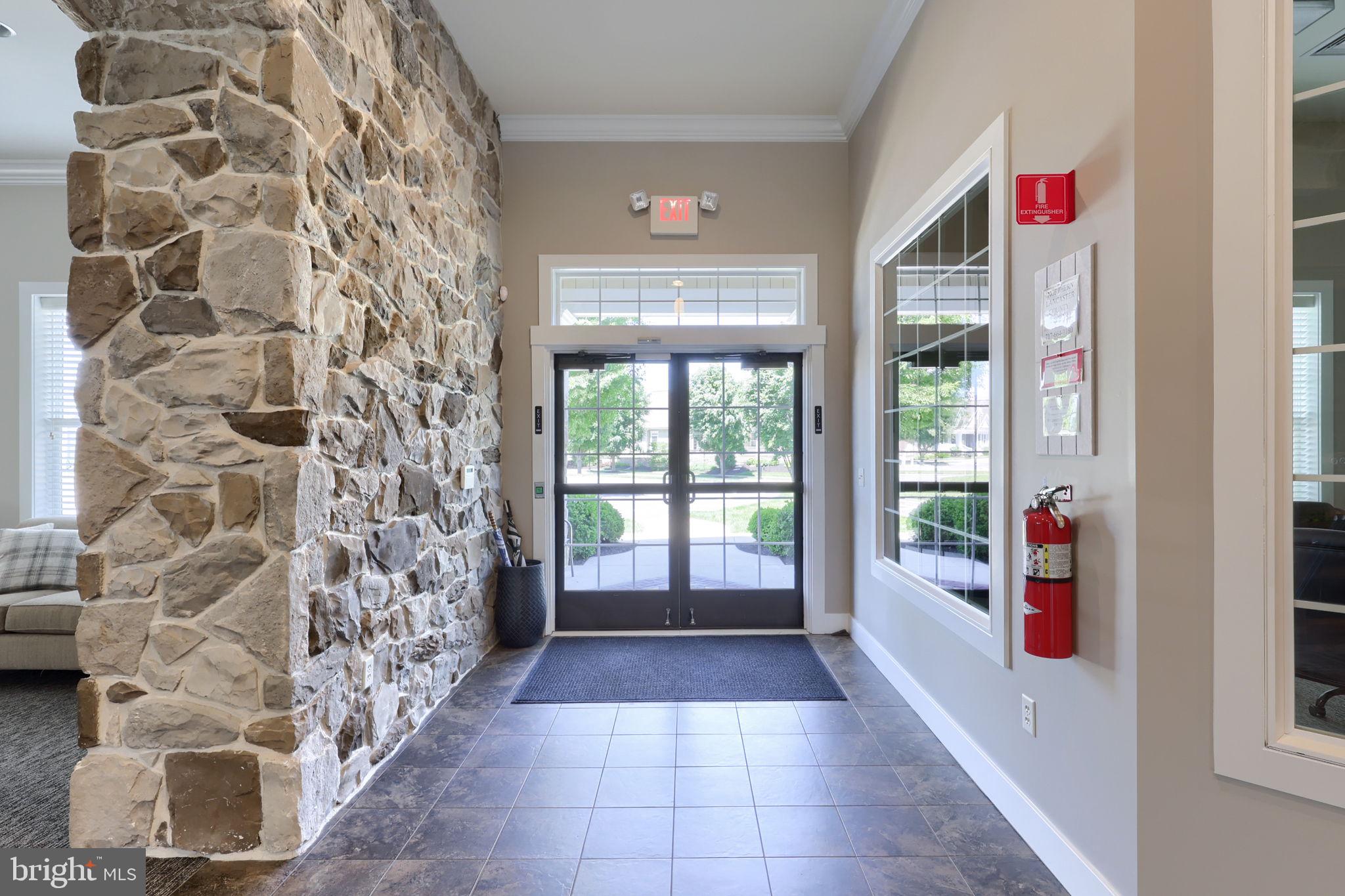 HOME TOWNE SQUARE - Residential
