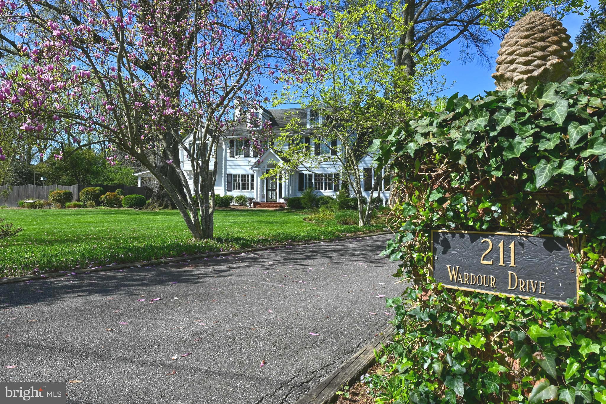 WARDOUR - Residential