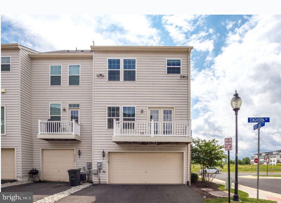 ARCOLA - Residential Lease