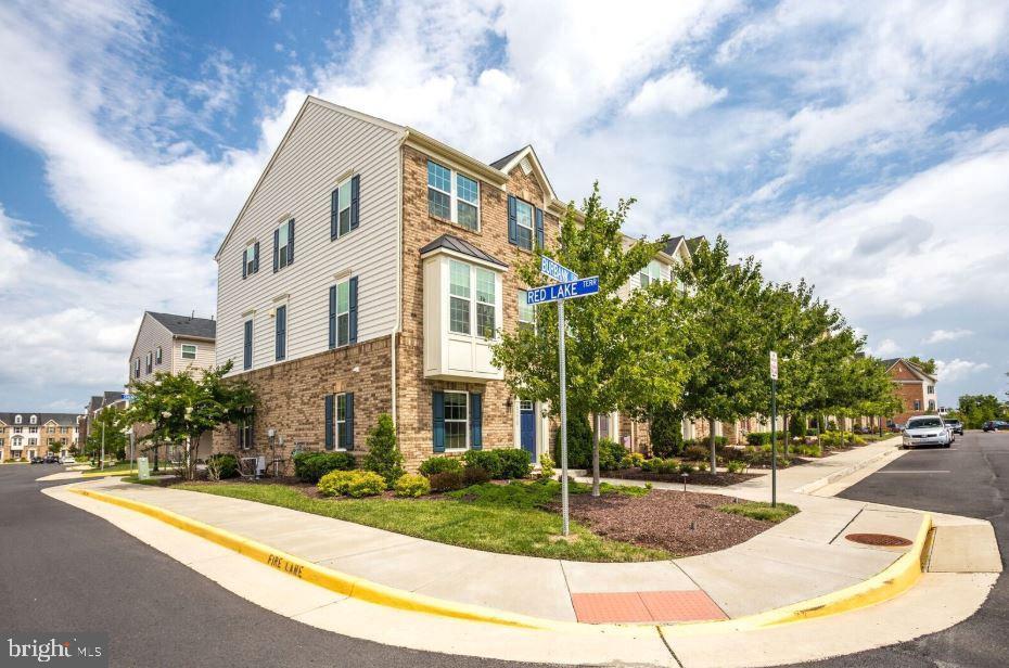 ARCOLA - Residential Lease