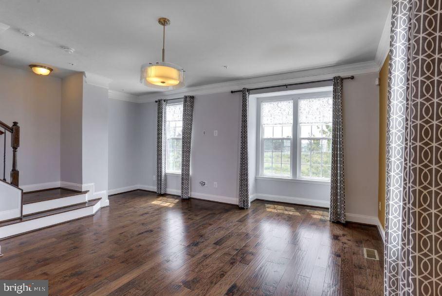 ARCOLA - Residential Lease