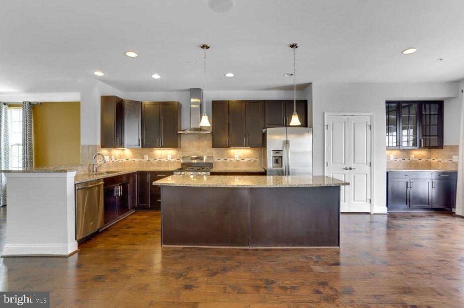 ARCOLA - Residential Lease