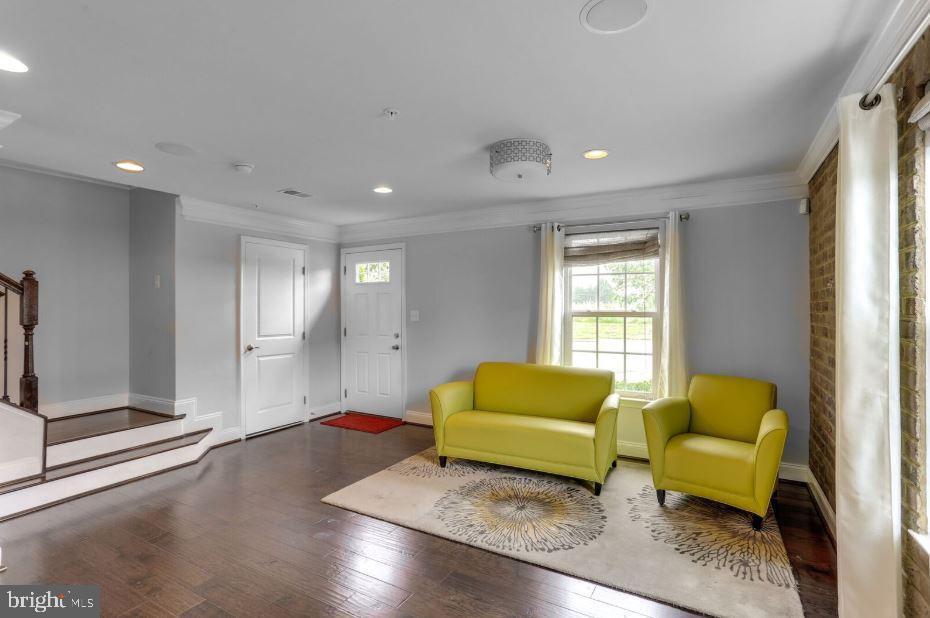 ARCOLA - Residential Lease
