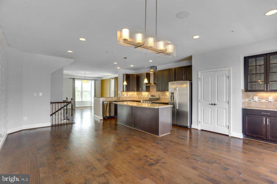 ARCOLA - Residential Lease