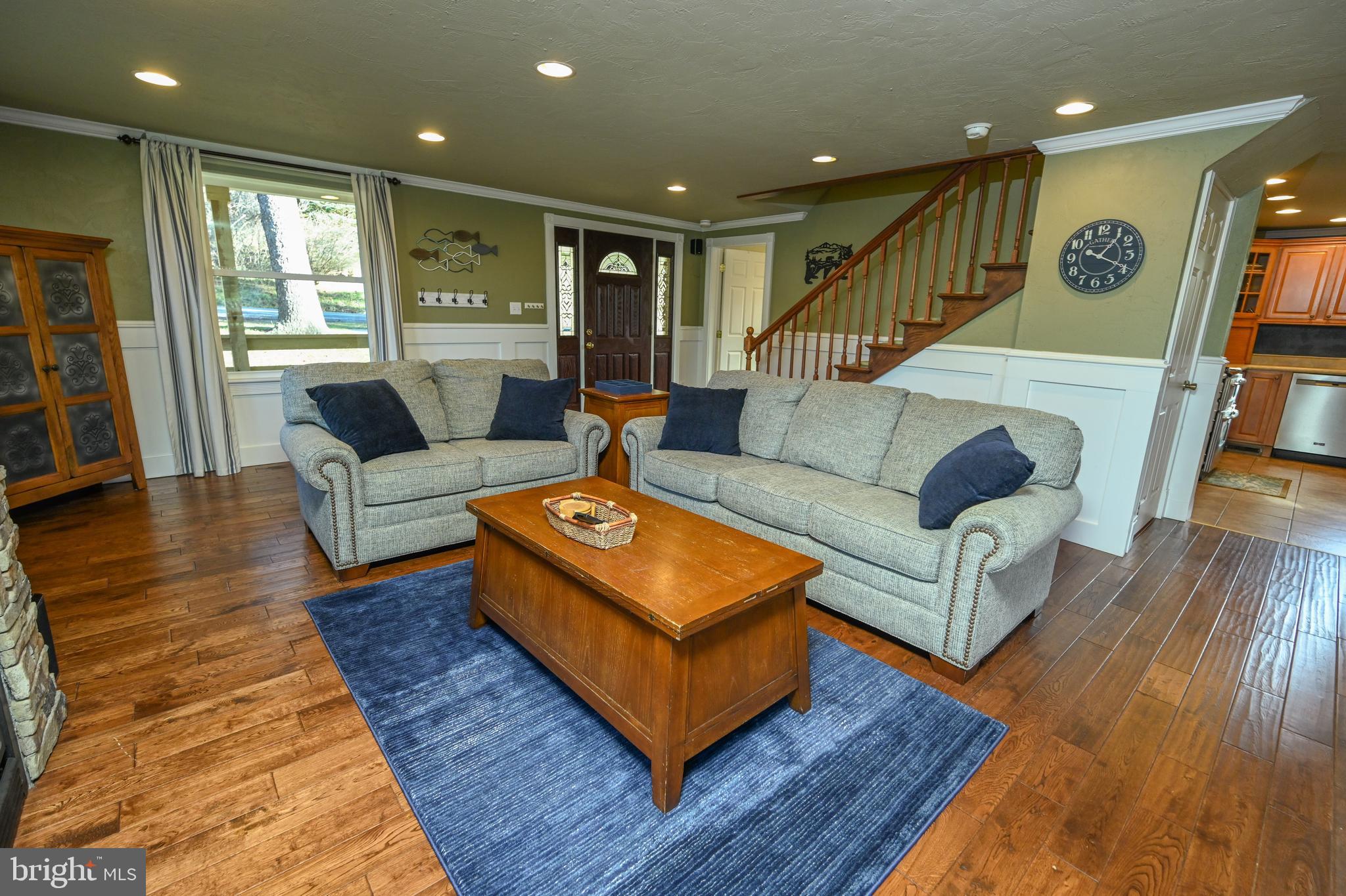 DRIFTWOOD MANOR - Residential