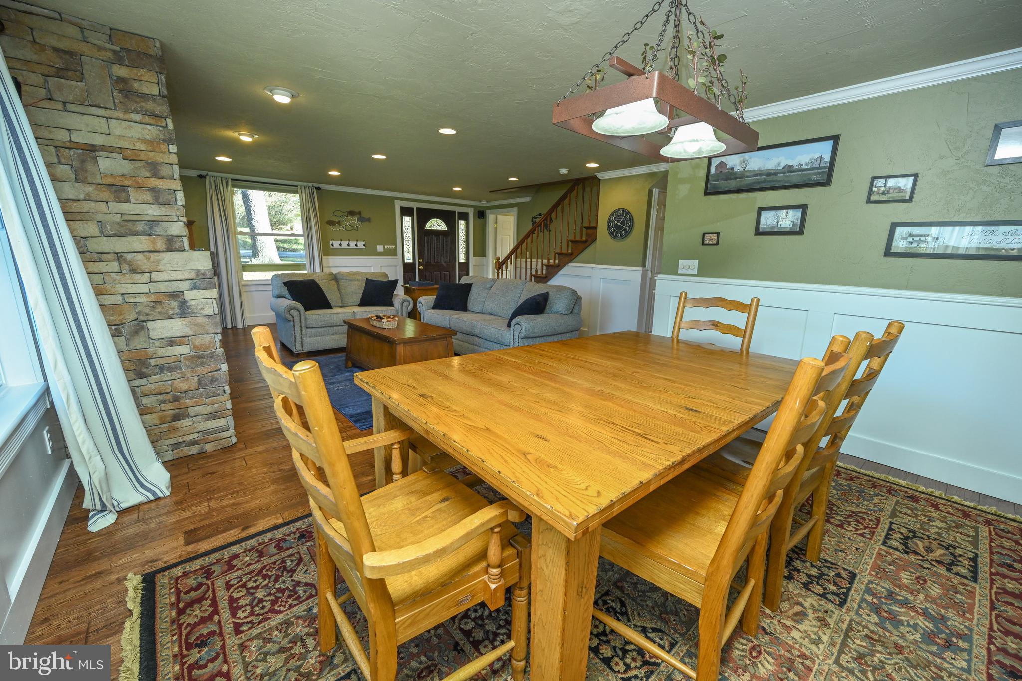 DRIFTWOOD MANOR - Residential