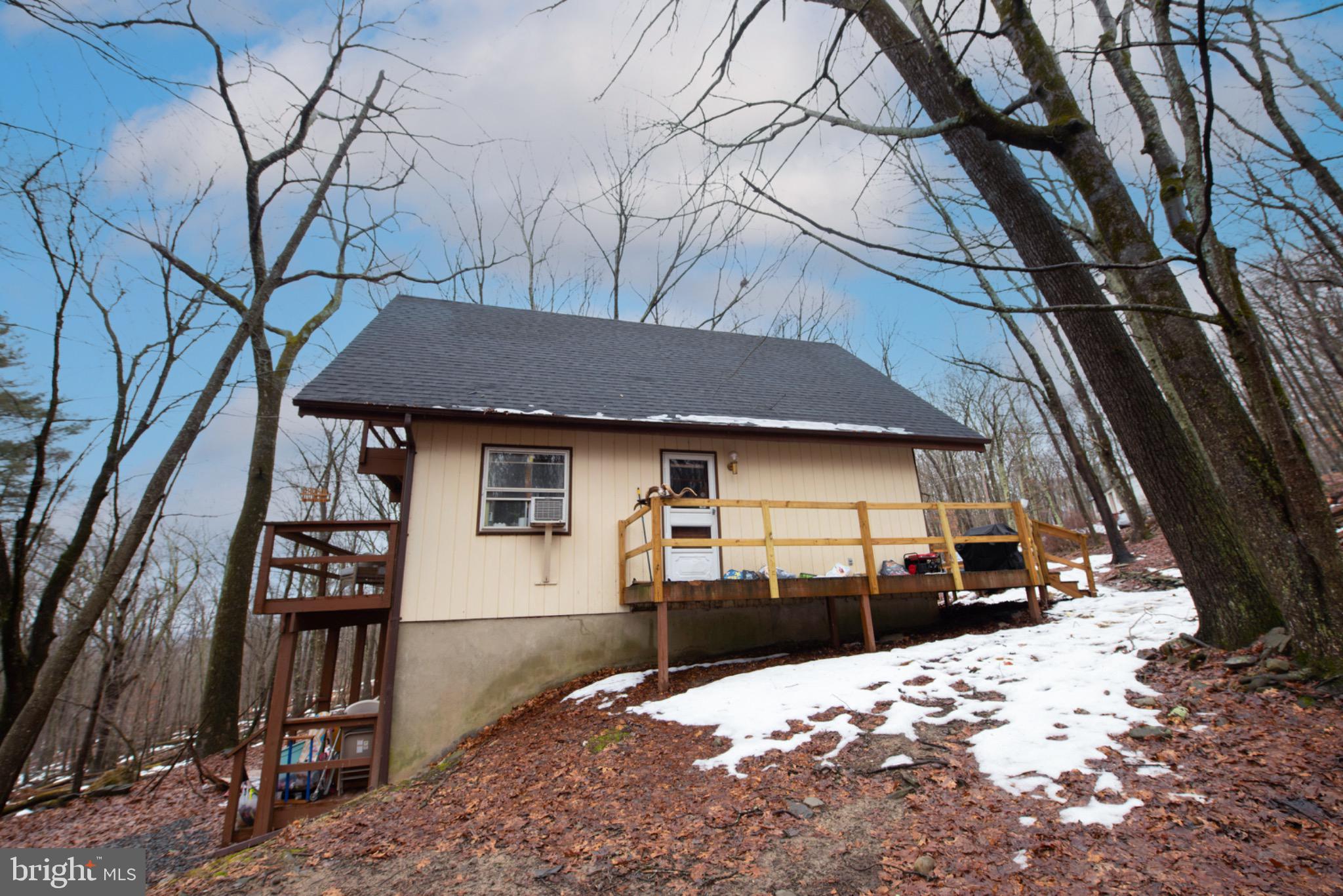 POCONO MOUNTAIN LAKE ESTATES - Residential