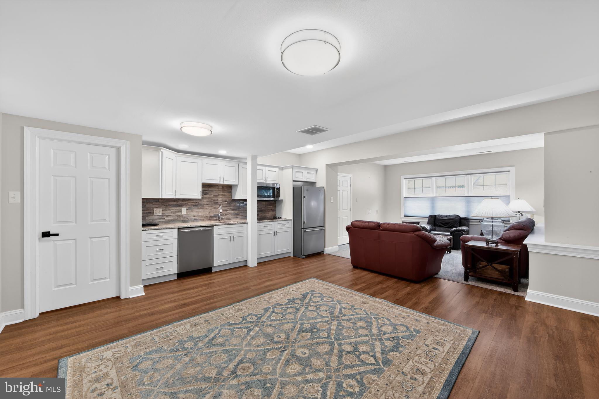 COTSWOLD ESTATES - Residential