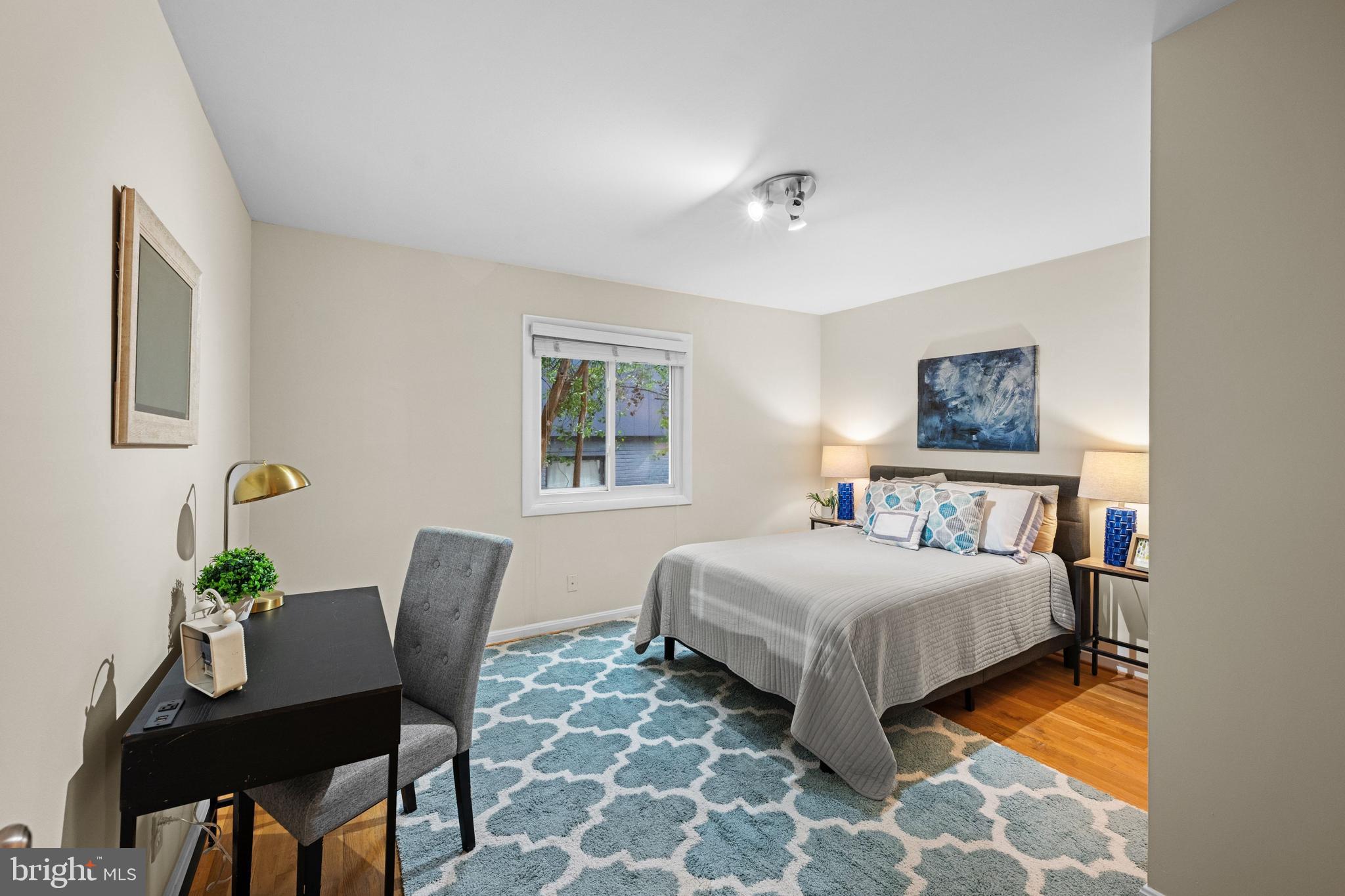 NORTH CLEVELAND PARK - Residential