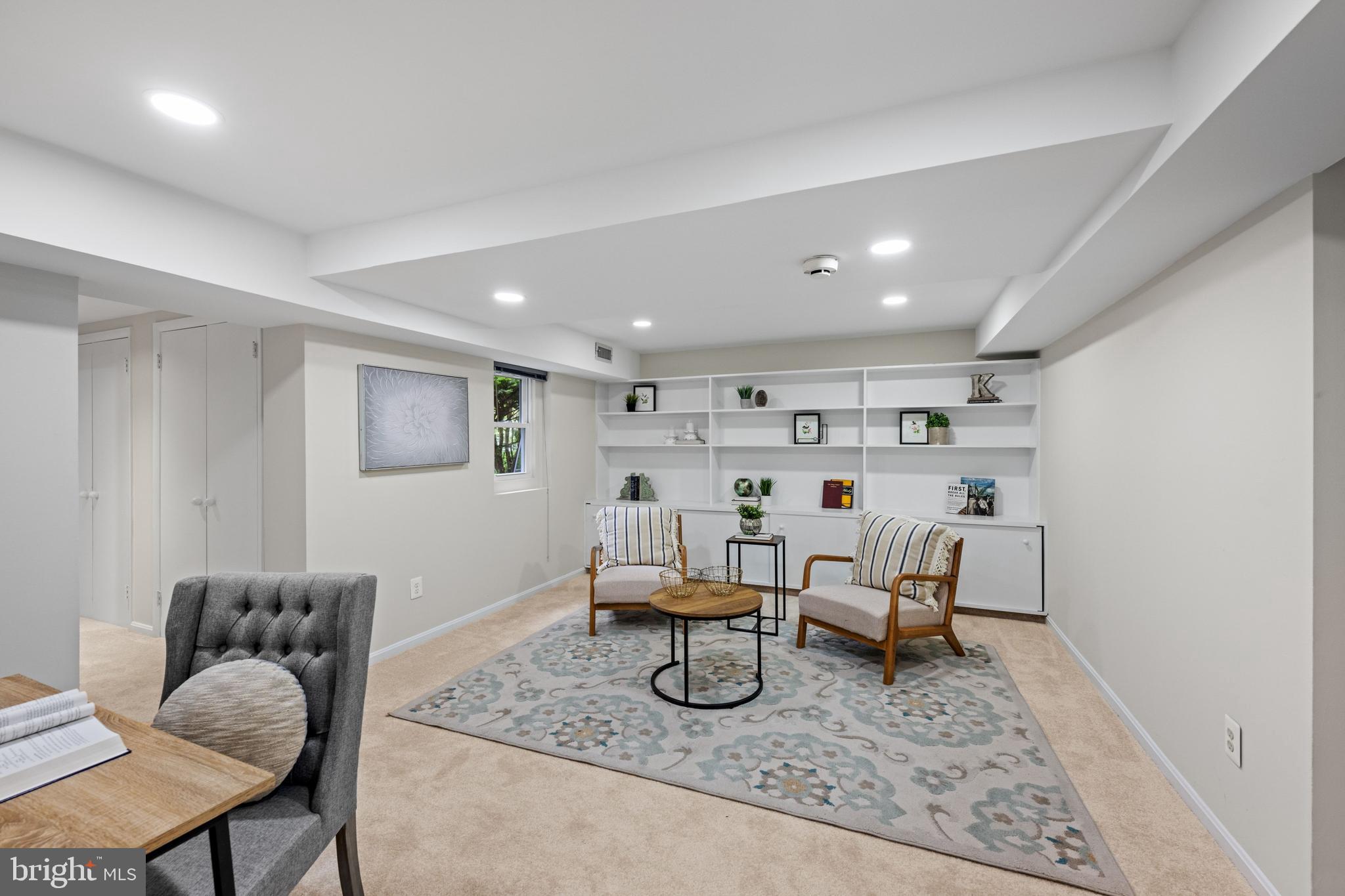 NORTH CLEVELAND PARK - Residential