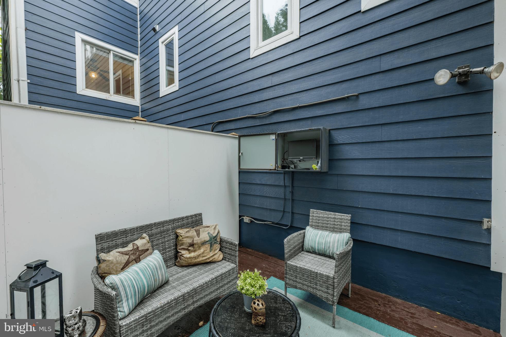 NORTH CLEVELAND PARK - Residential