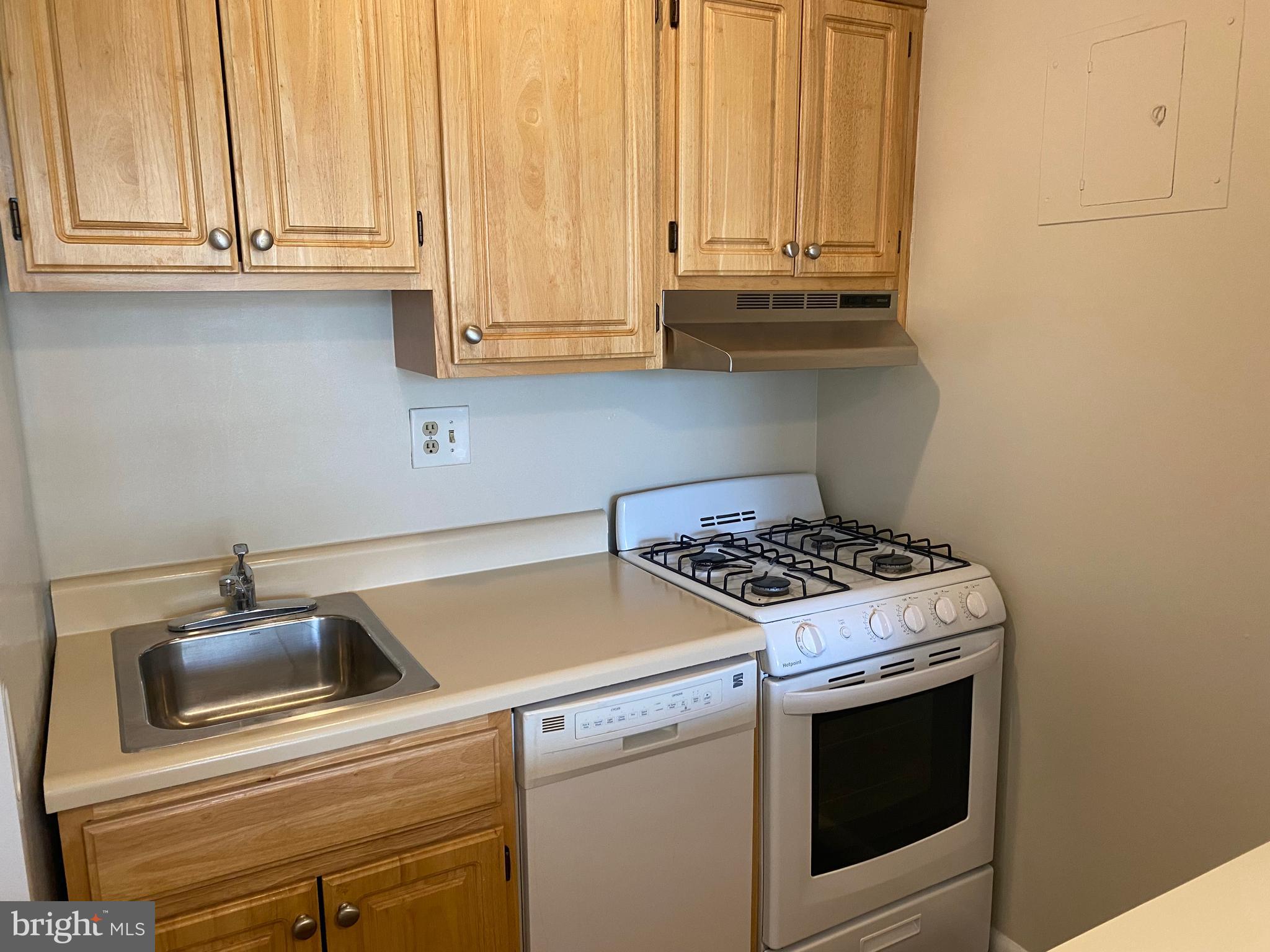 PARK PLACE - Residential Lease