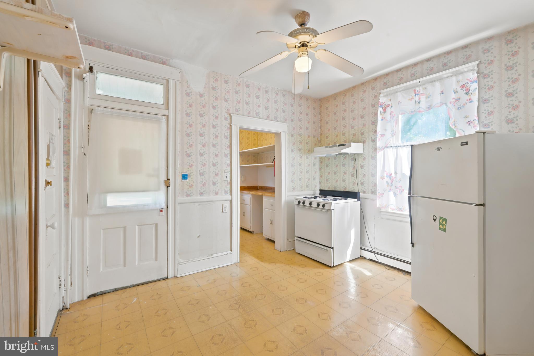 HOWARD PARK - Residential Income