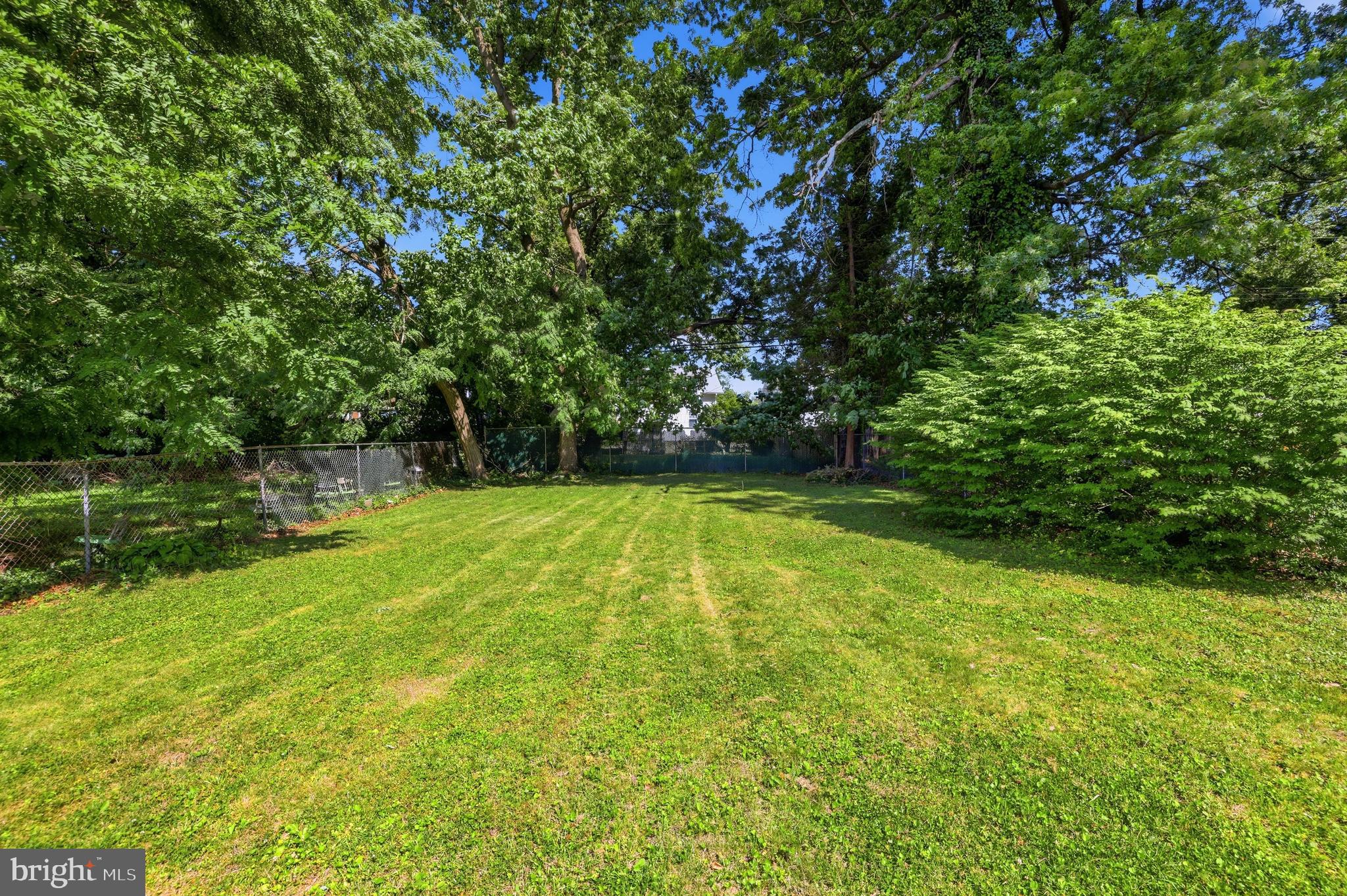 HOWARD PARK - Residential Income
