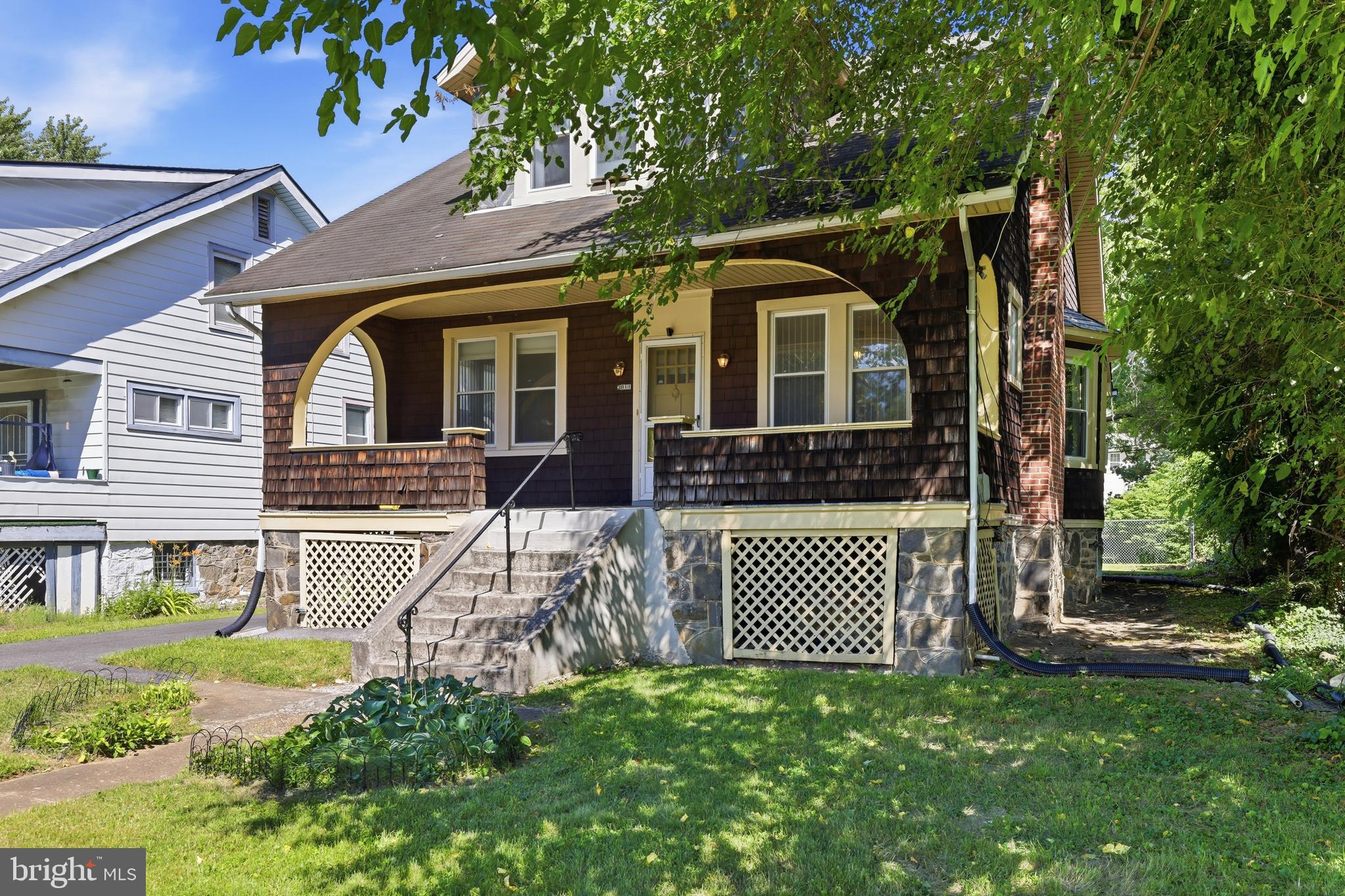 HOWARD PARK - Residential Income