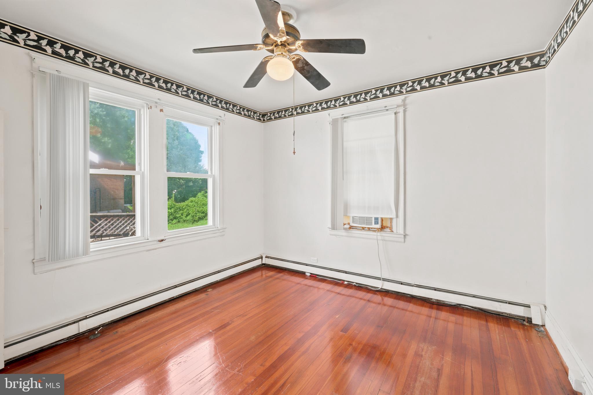 HOWARD PARK - Residential Income