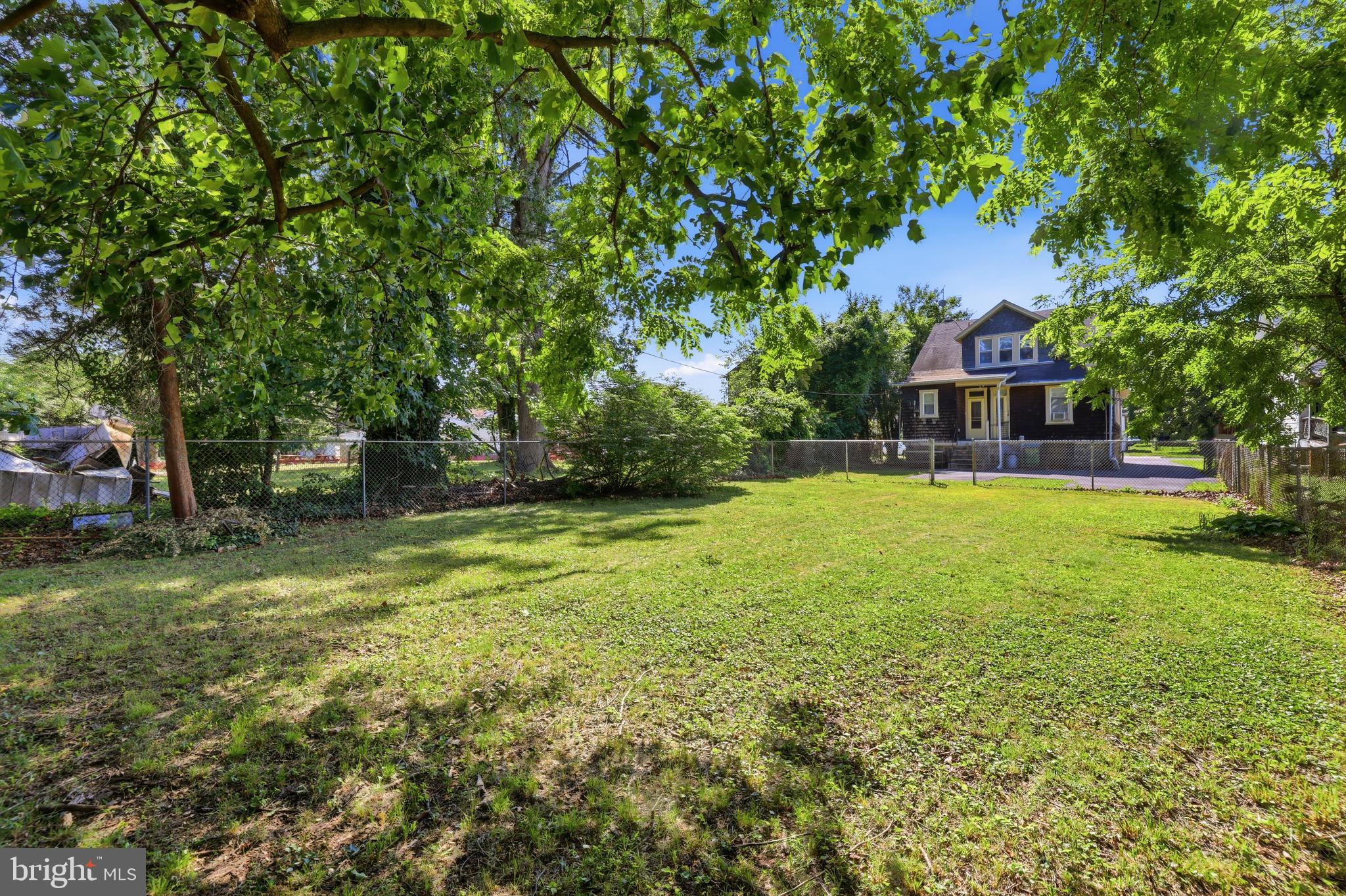HOWARD PARK - Residential Income