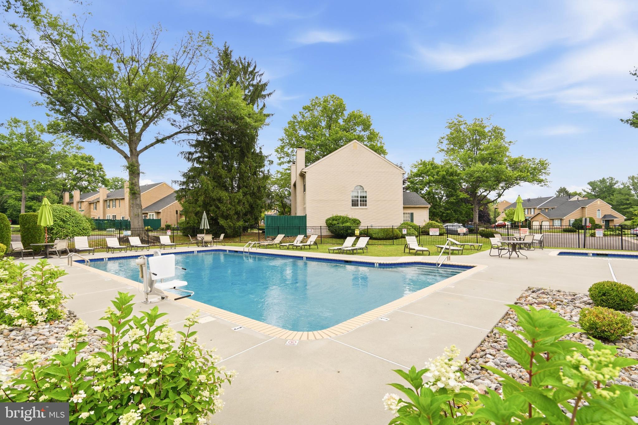 HEACOCK MDWS - Residential
