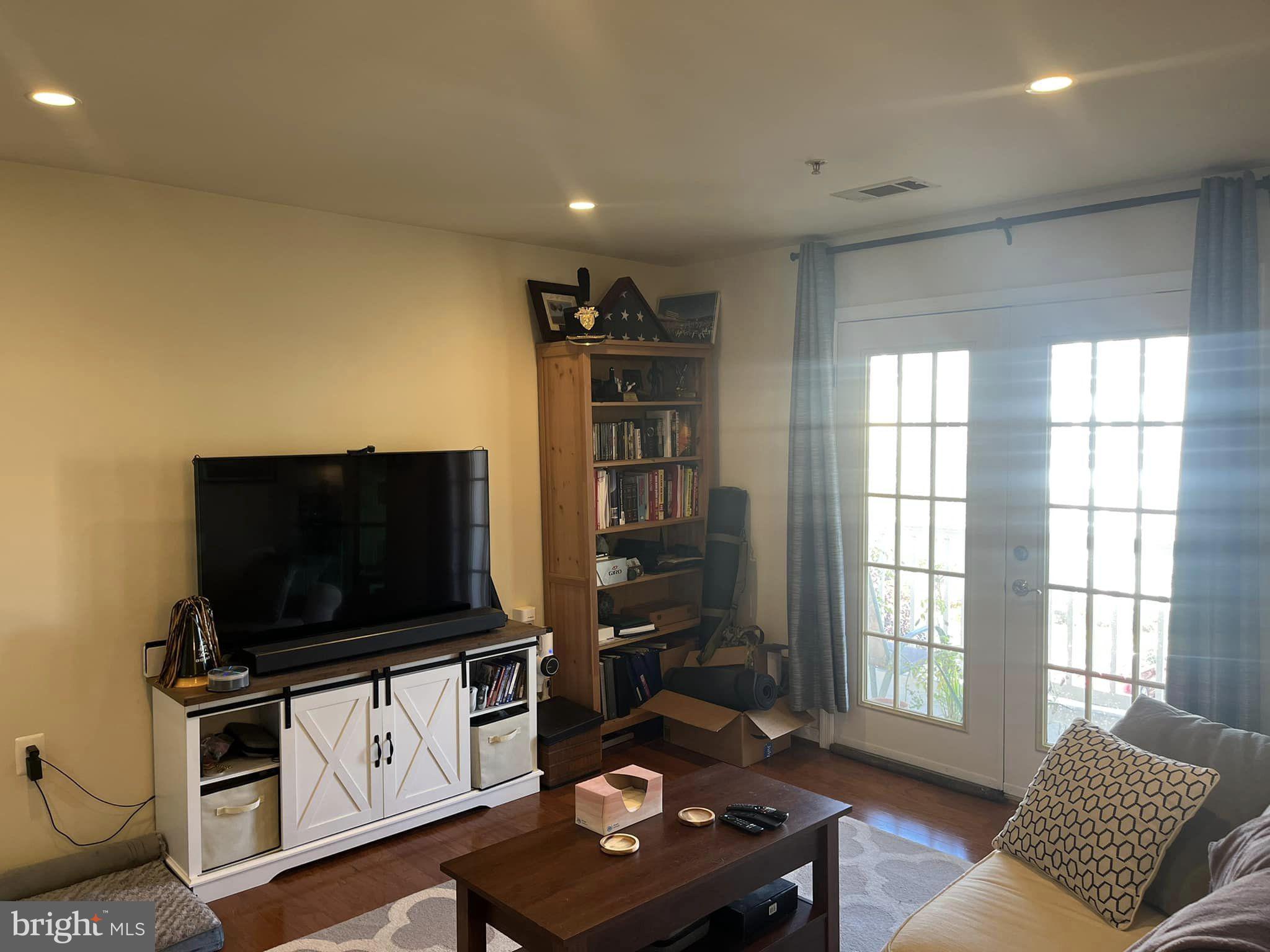 WEST VILLAGE OF SHIRLINGTON - Residential Lease