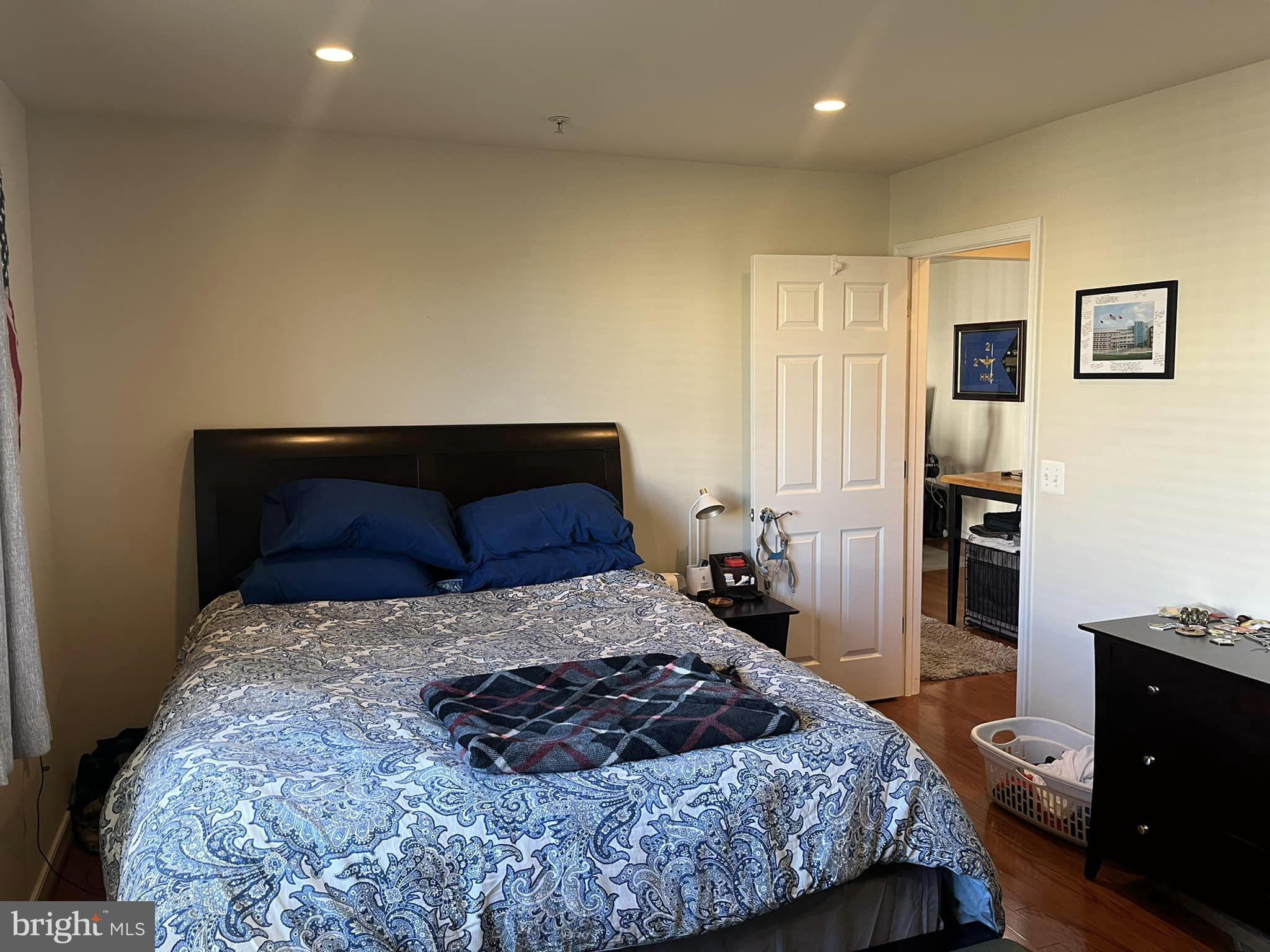 WEST VILLAGE OF SHIRLINGTON - Residential Lease