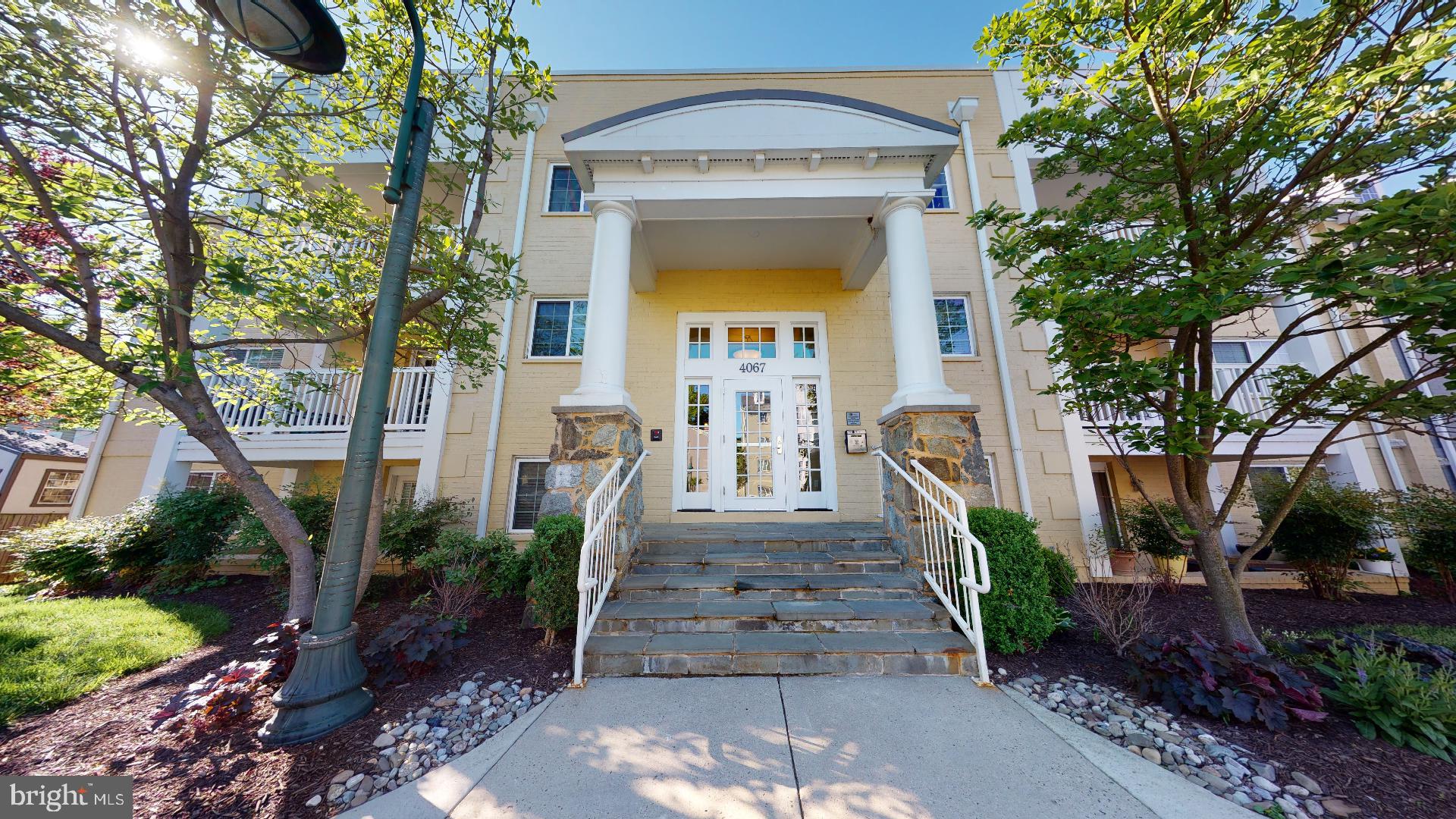 WEST VILLAGE OF SHIRLINGTON - Residential Lease