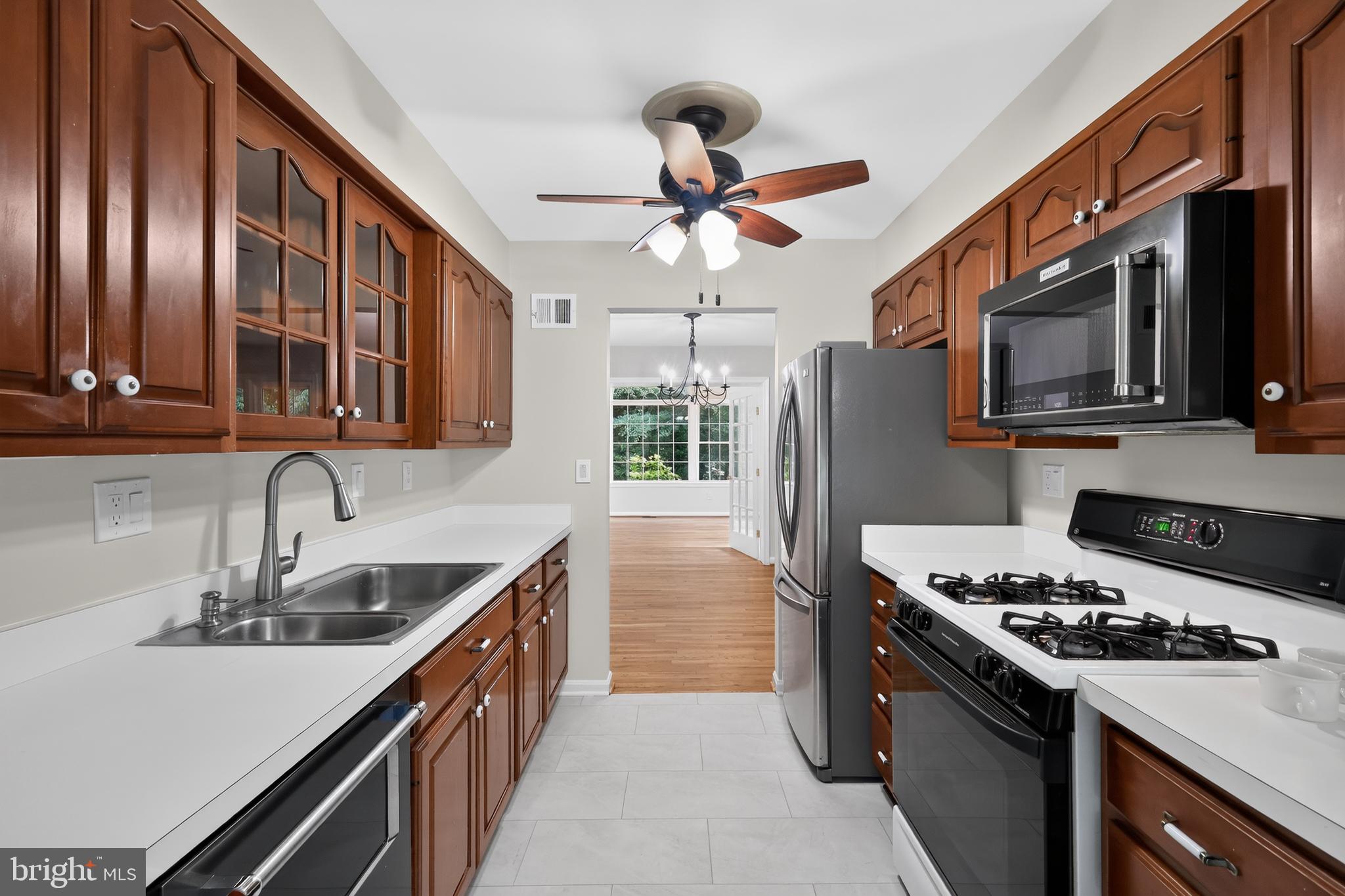 MILL CREEK TOWNE - Residential