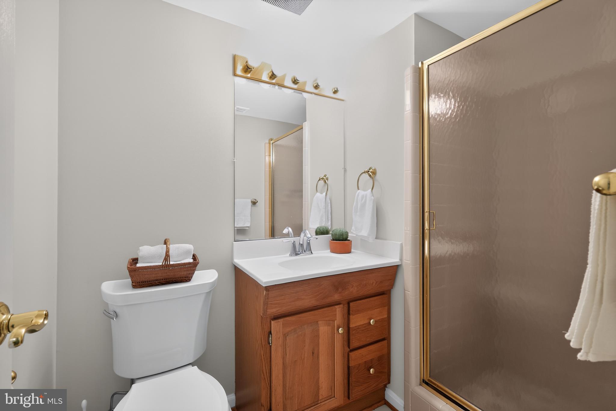 MILL CREEK TOWNE - Residential