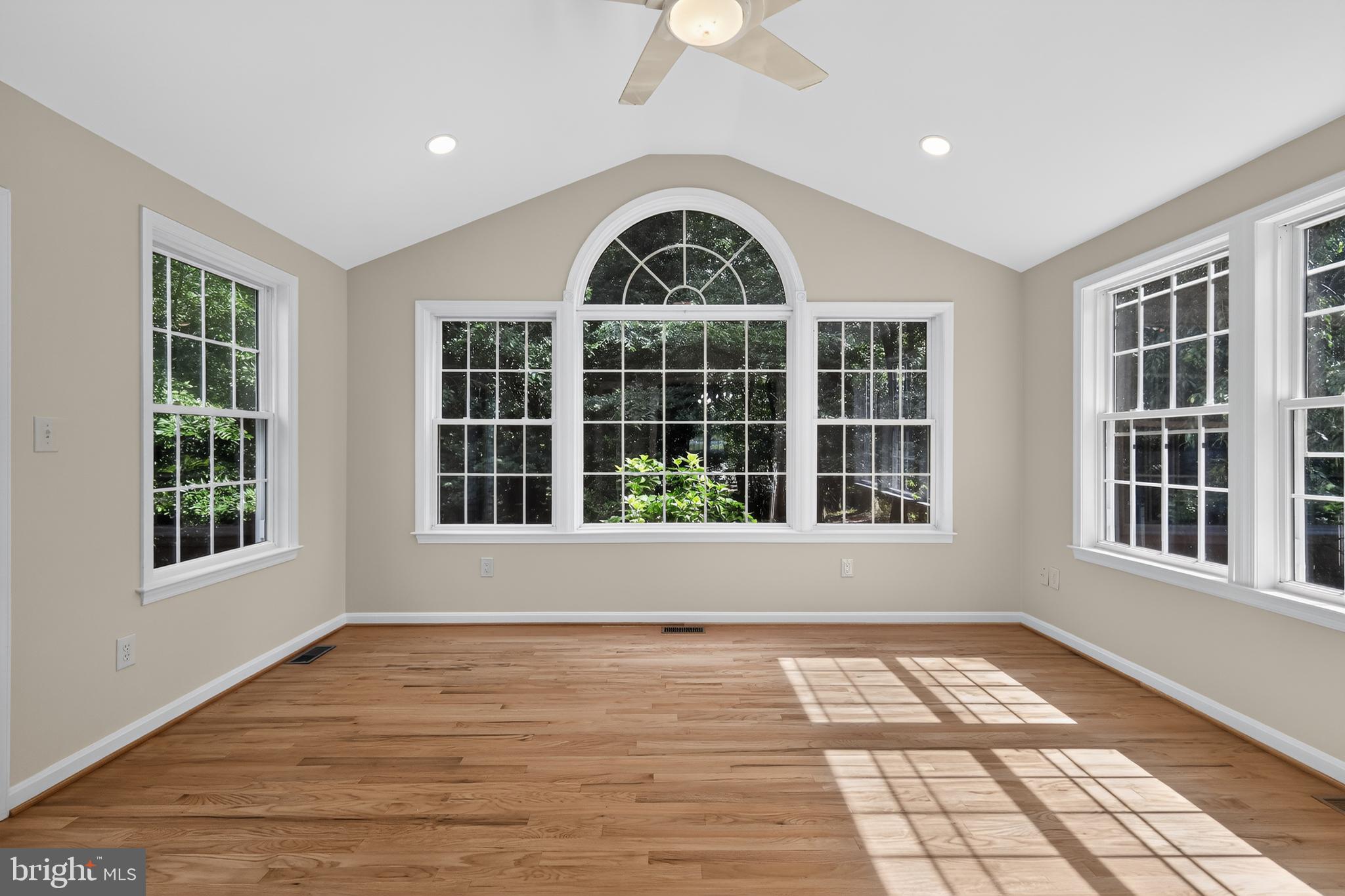 MILL CREEK TOWNE - Residential