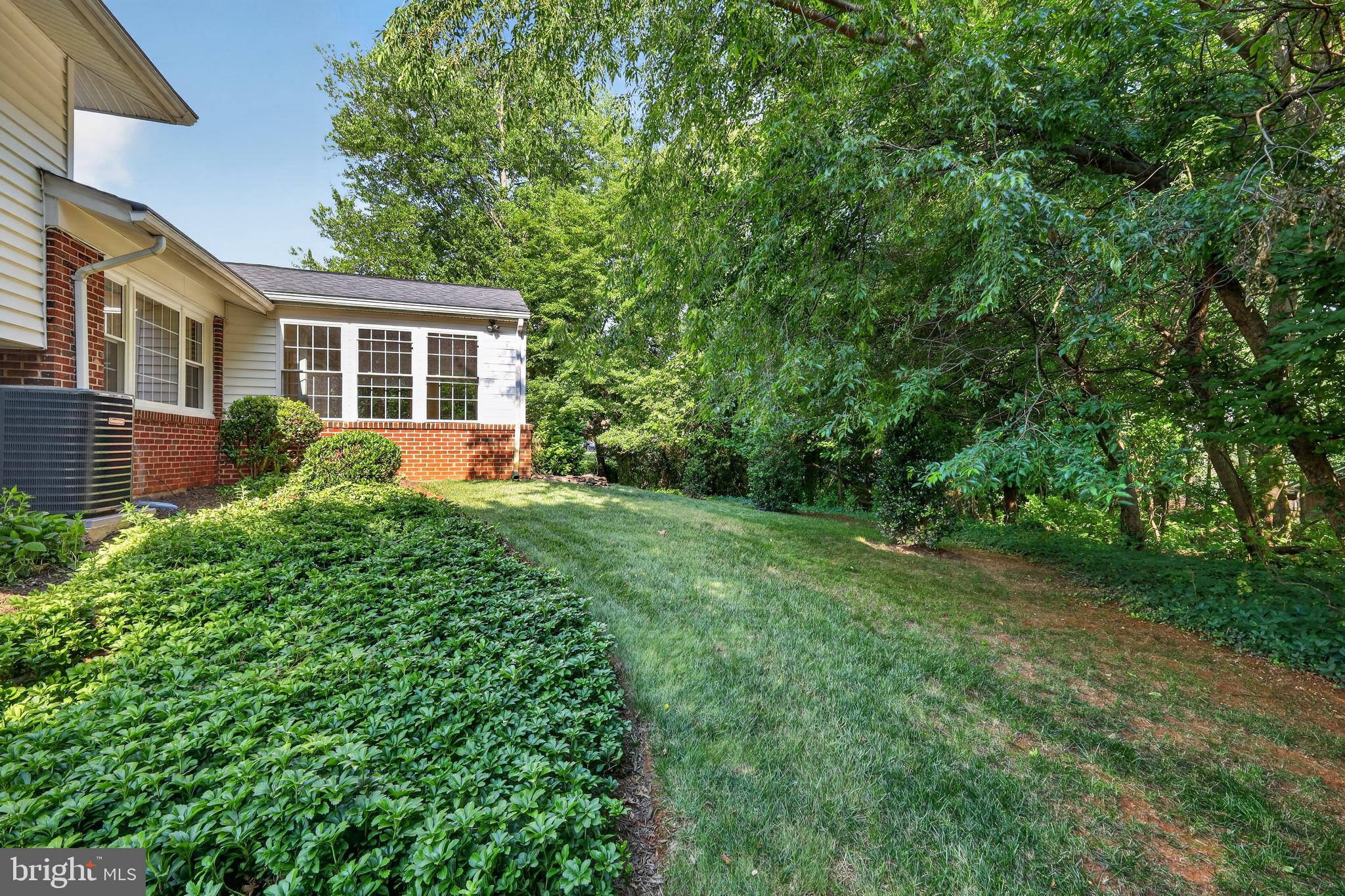 MILL CREEK TOWNE - Residential