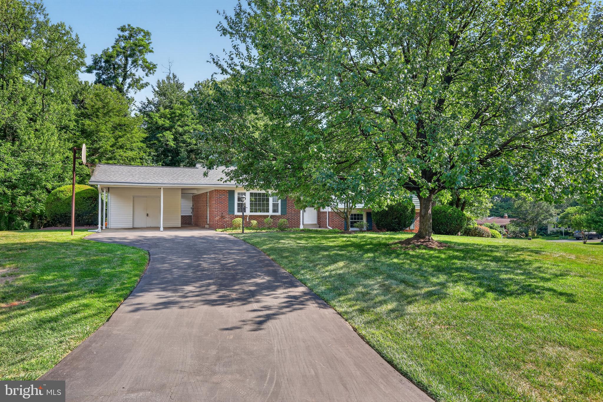 MILL CREEK TOWNE - Residential