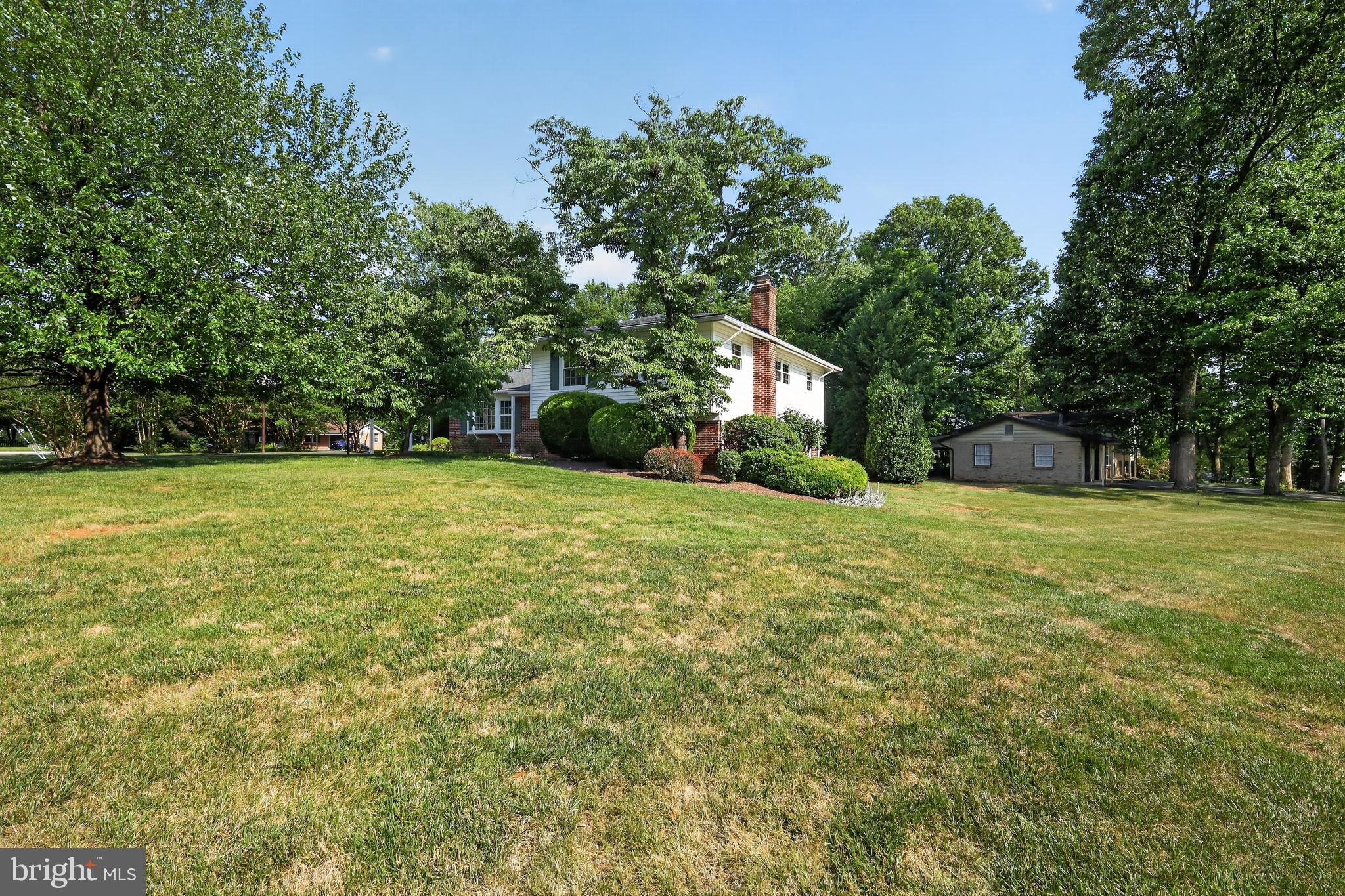 MILL CREEK TOWNE - Residential
