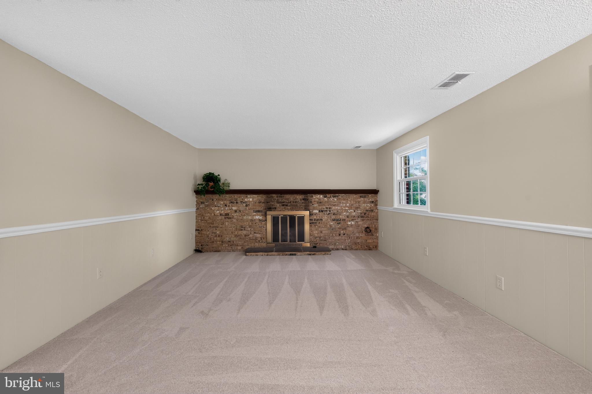 MILL CREEK TOWNE - Residential