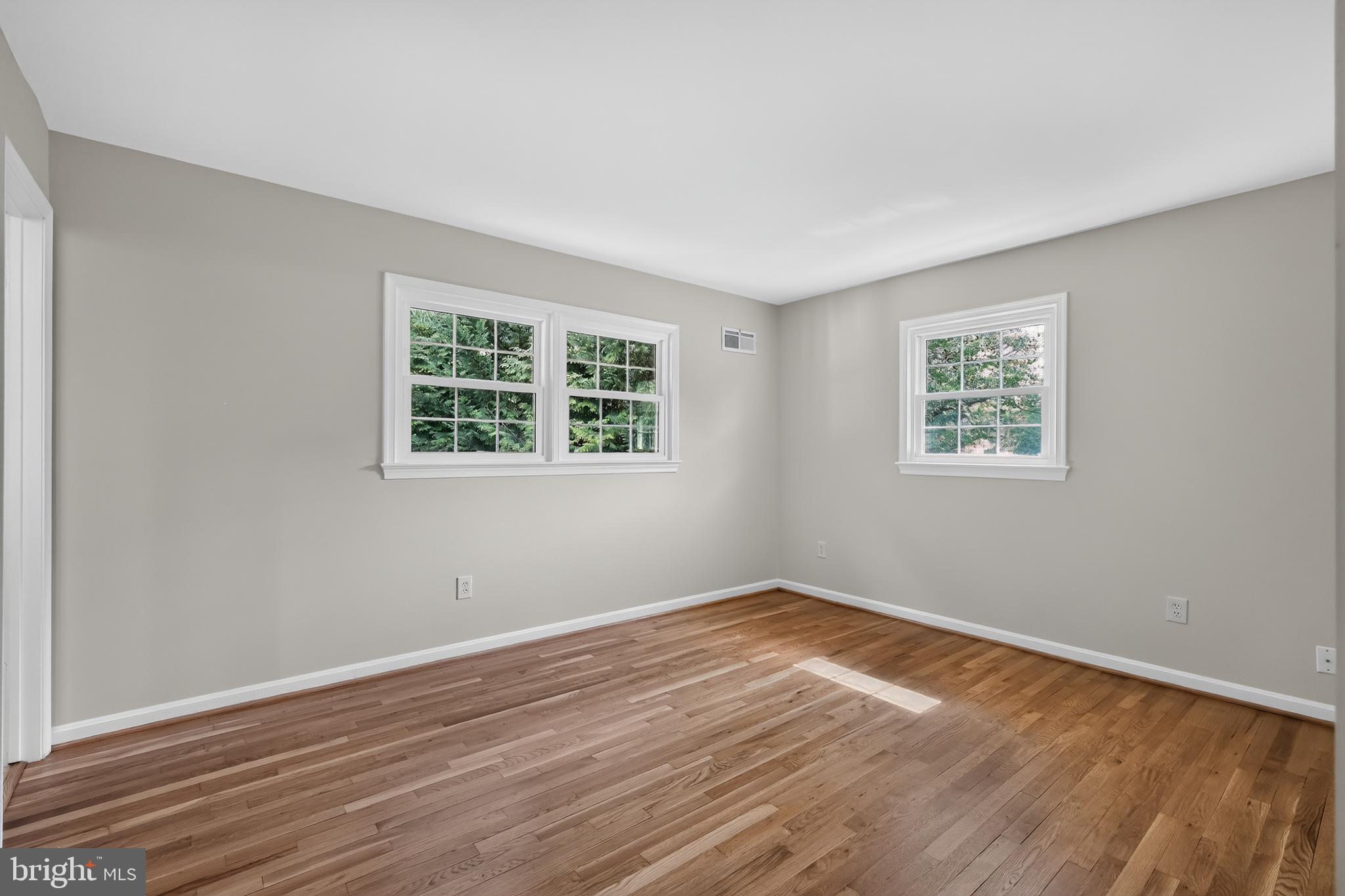 MILL CREEK TOWNE - Residential