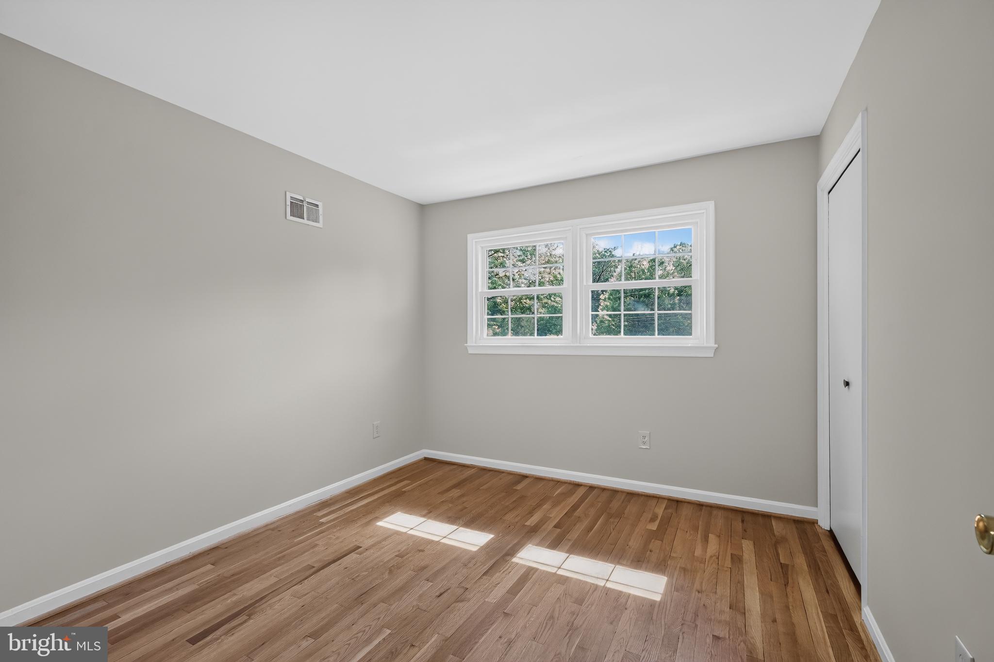 MILL CREEK TOWNE - Residential