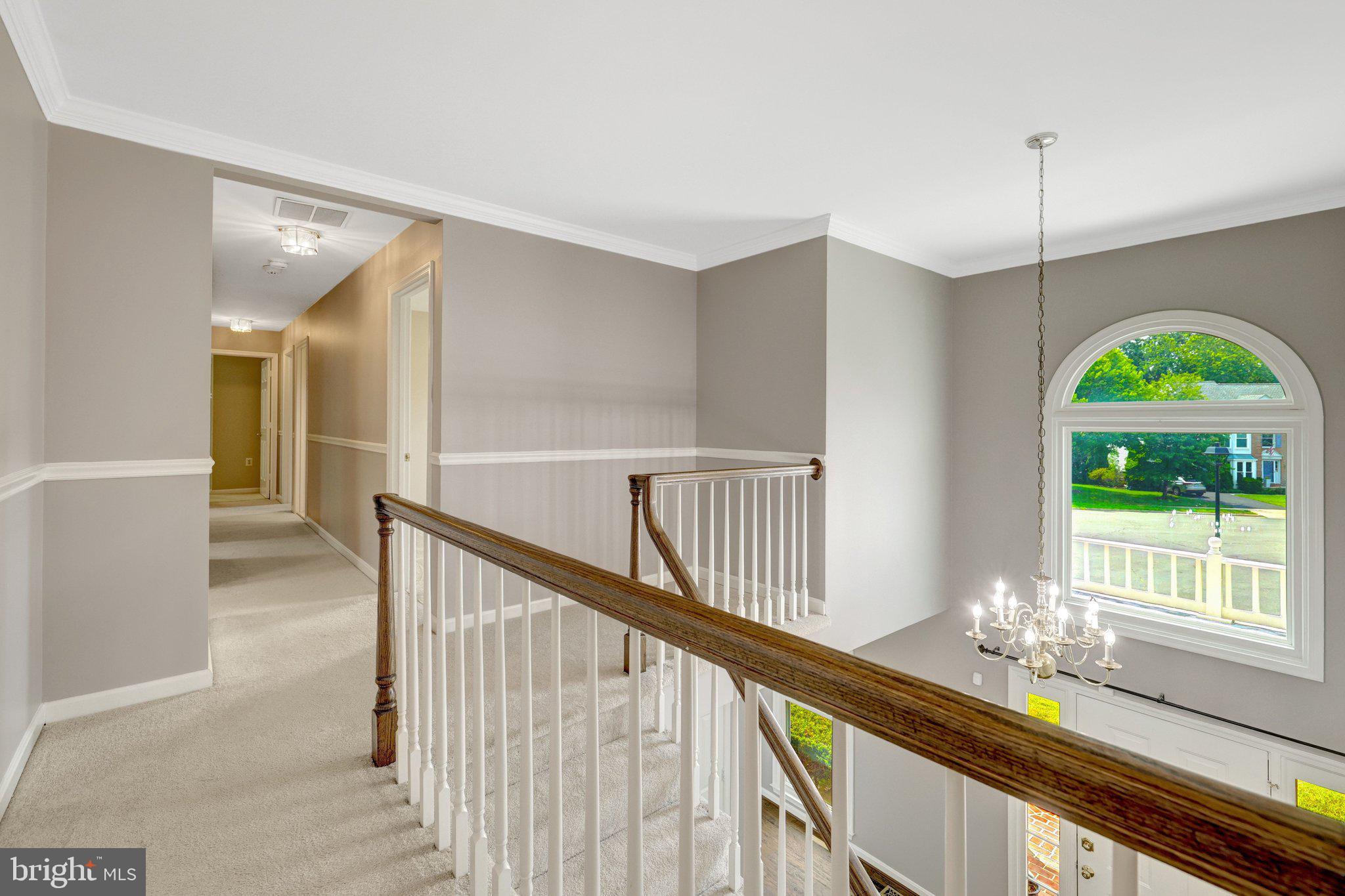 FOUR SEASONS - Residential
