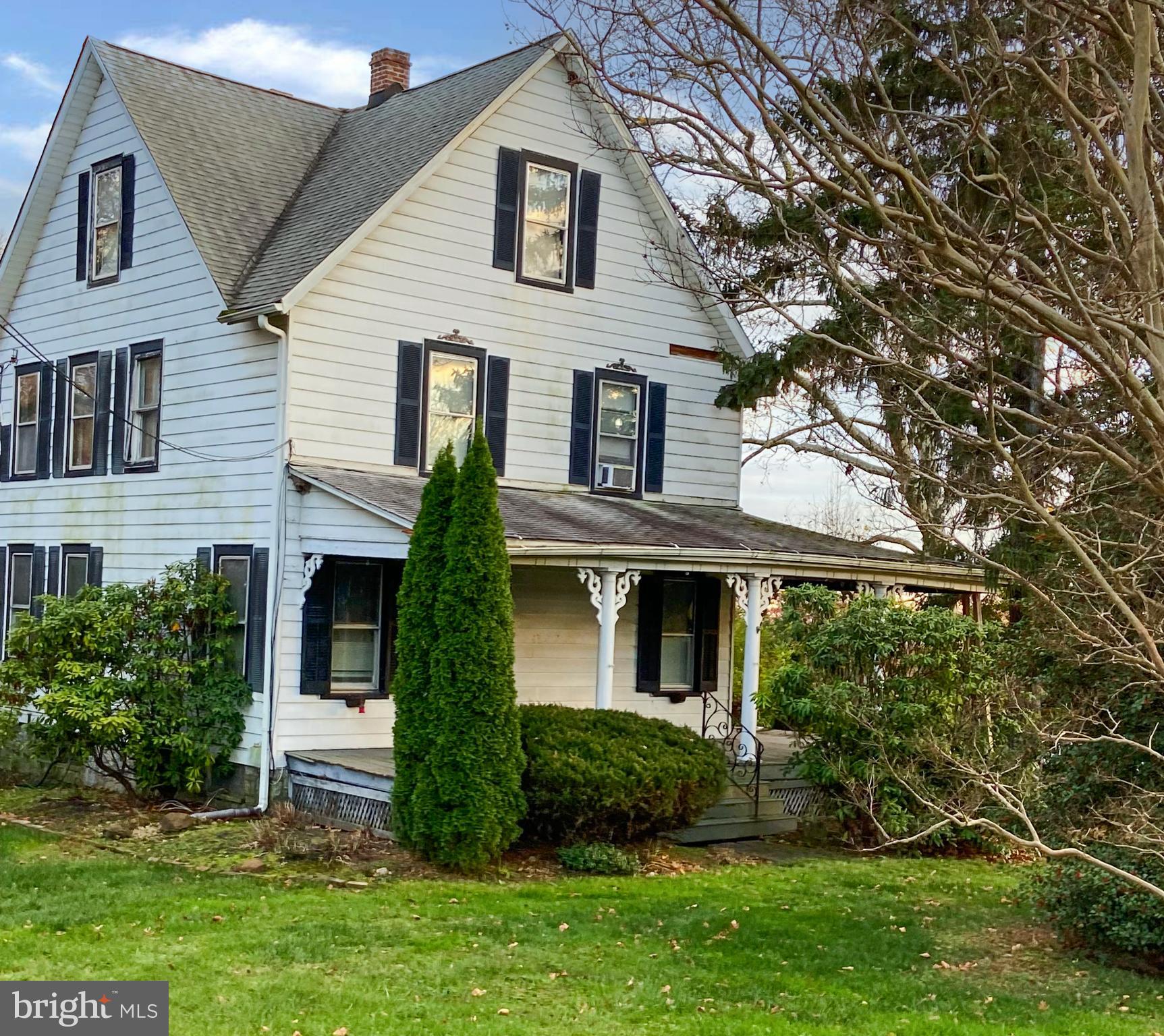 Don't miss this wonderful opportunity to own this Victorian home that sits in a 1.33 acre lot in the community of Perryville! Home features spacious room sizes with hardwood floors, a formal living room with fireplace, a nice sized kitchen with appliances, separate dining area .The upper level has a full bath with soaking tub and three bedrooms with built-in closets. The attic with wood burning fireplace can be used as additional bedroom. The large wrap-around porch and rear deck is a great place for relaxation and outdoor entertainment.